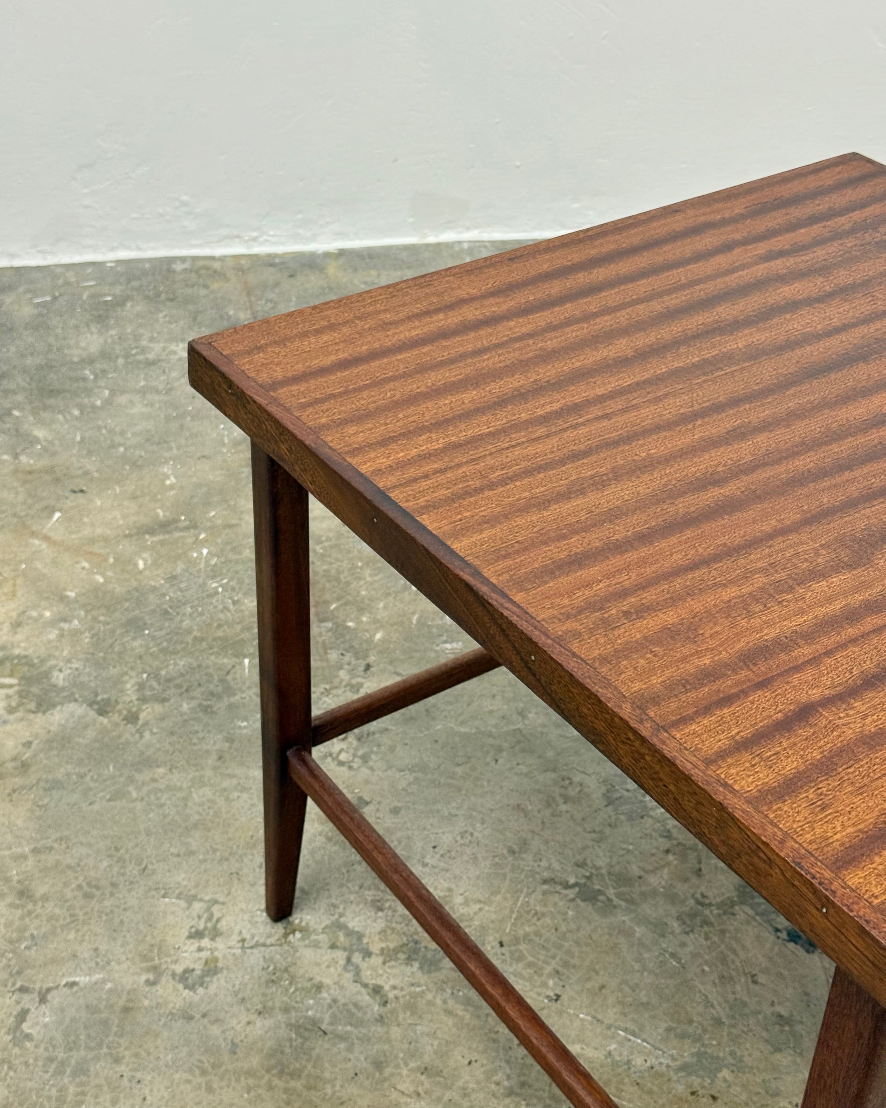MID-CENTURY COFFEE/SIDE TABLE