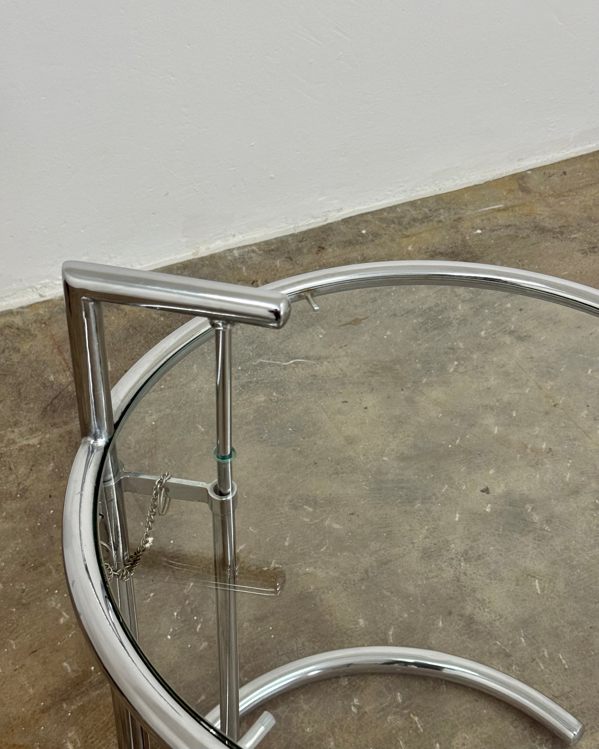 EILEEN GRAY STYLE ADJUSTABLE SIDE TABLE 2