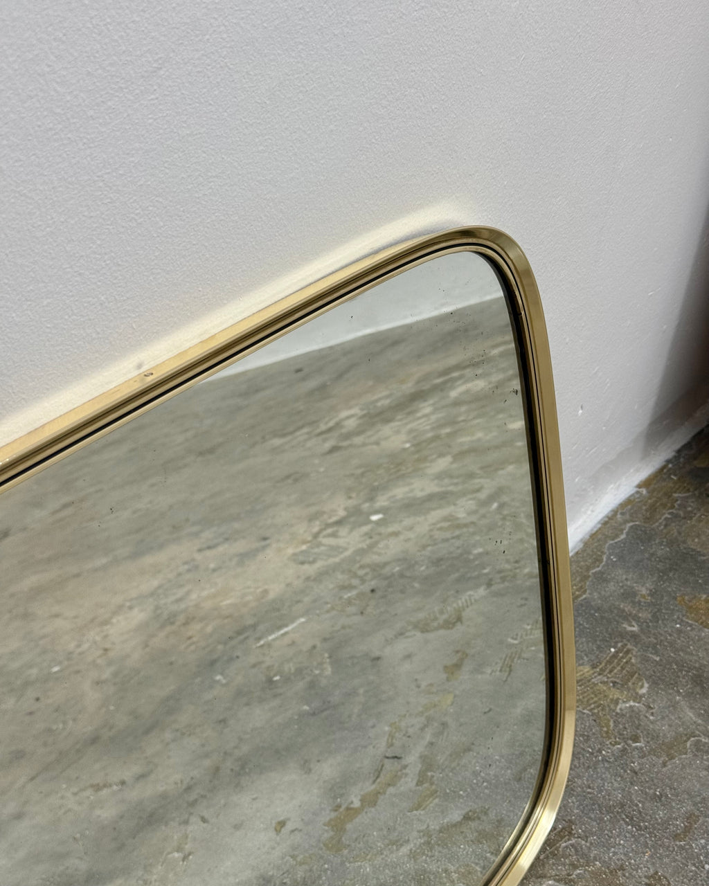 RETRO MIRROR - SOLID BRASS