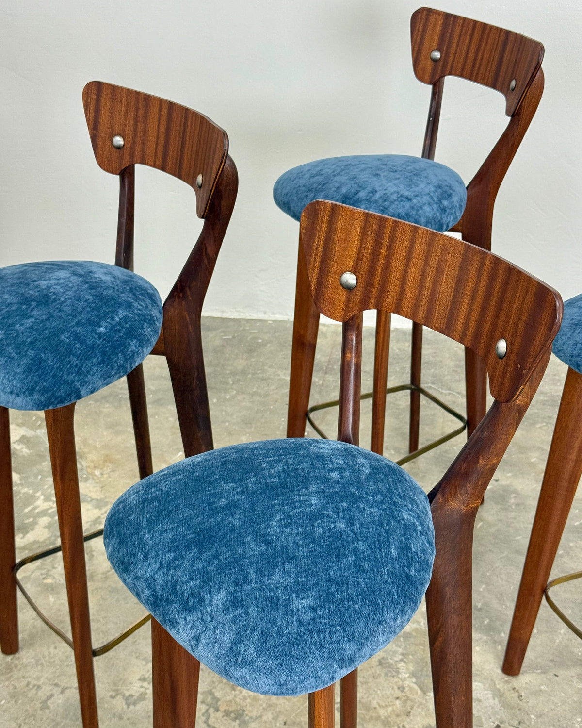 SET OF 4 X MID-CENTURY BAR STOOLS
