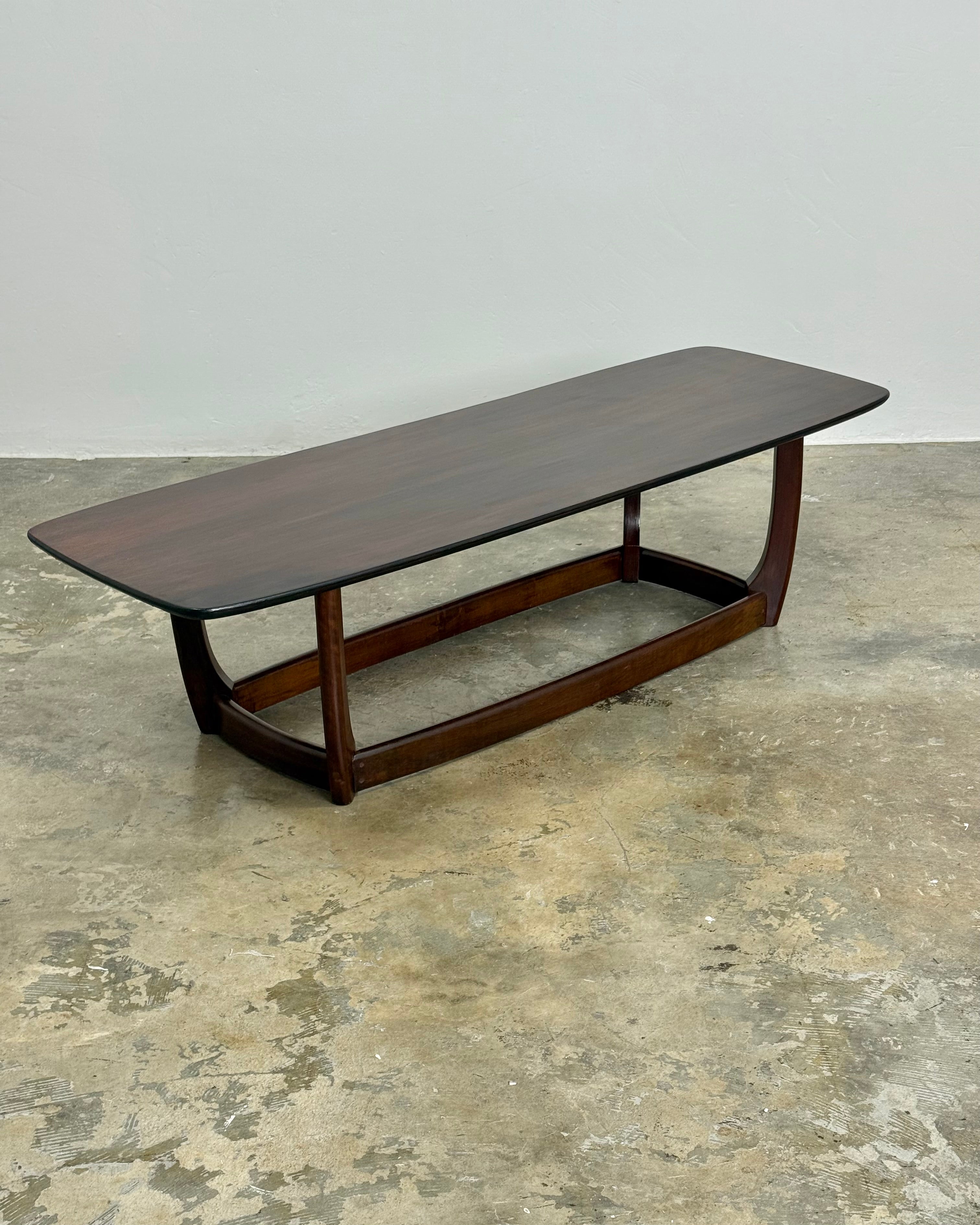 MID-CENTURY 'SURFBOARD' COFFEE TABLE BY AIRFLEX