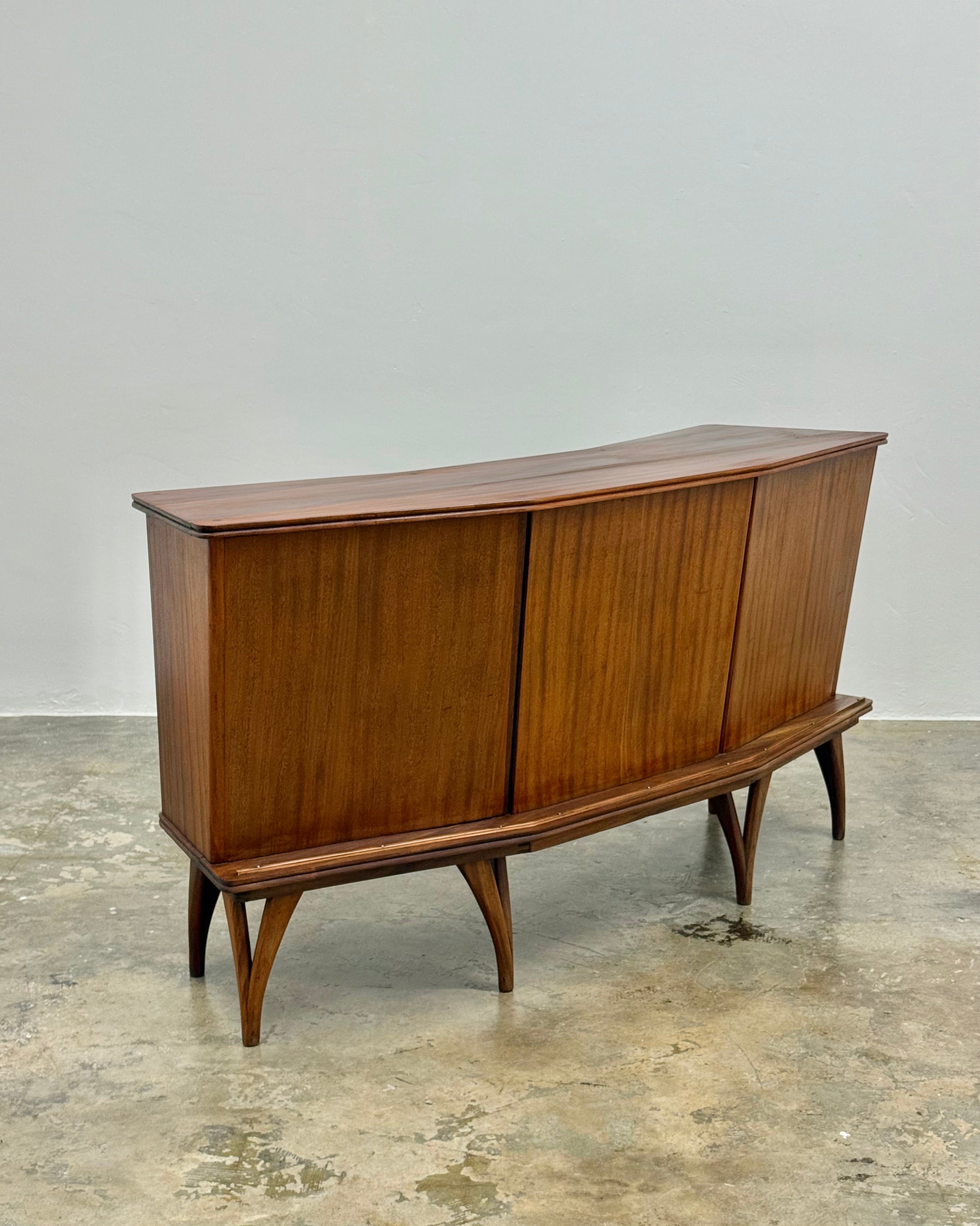 MID-CENTURY BAR IN SAPELE MAHOGANY