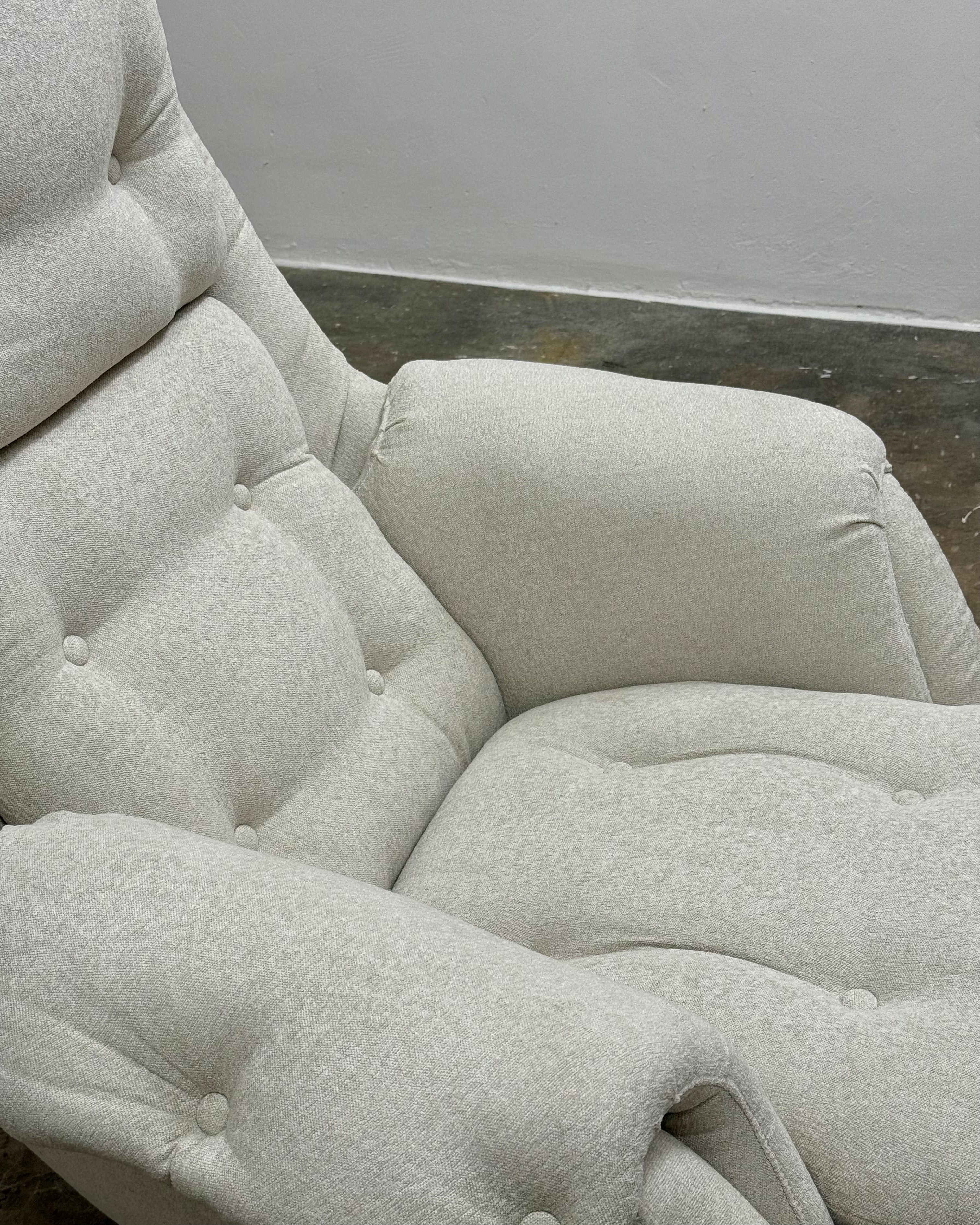 MID-CENTURY SWIVEL CHAIR BY GRAFTON EVEREST