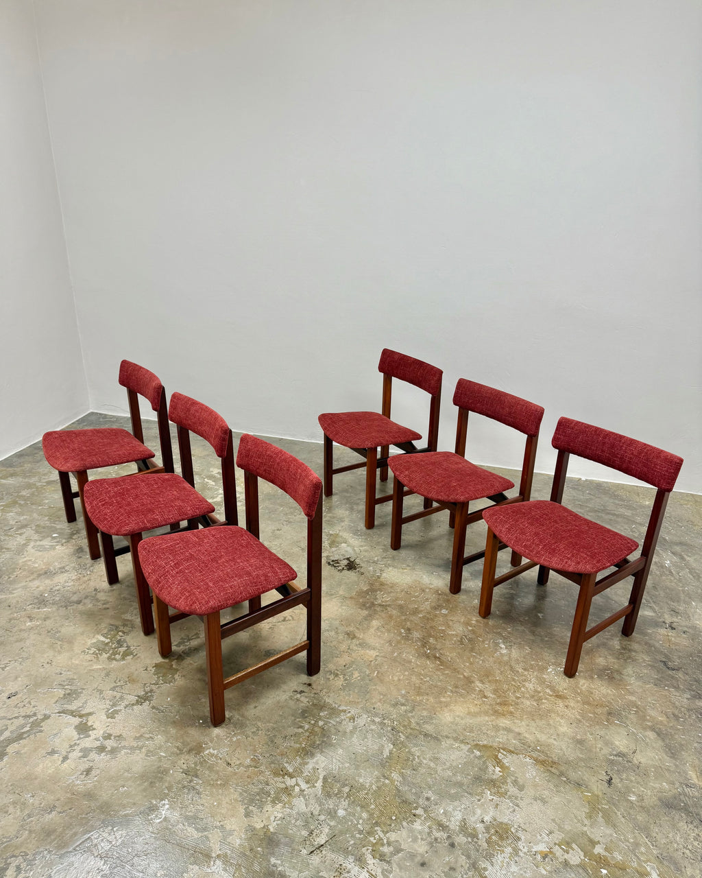 6 x MID-CENTURY DINING CHAIRS