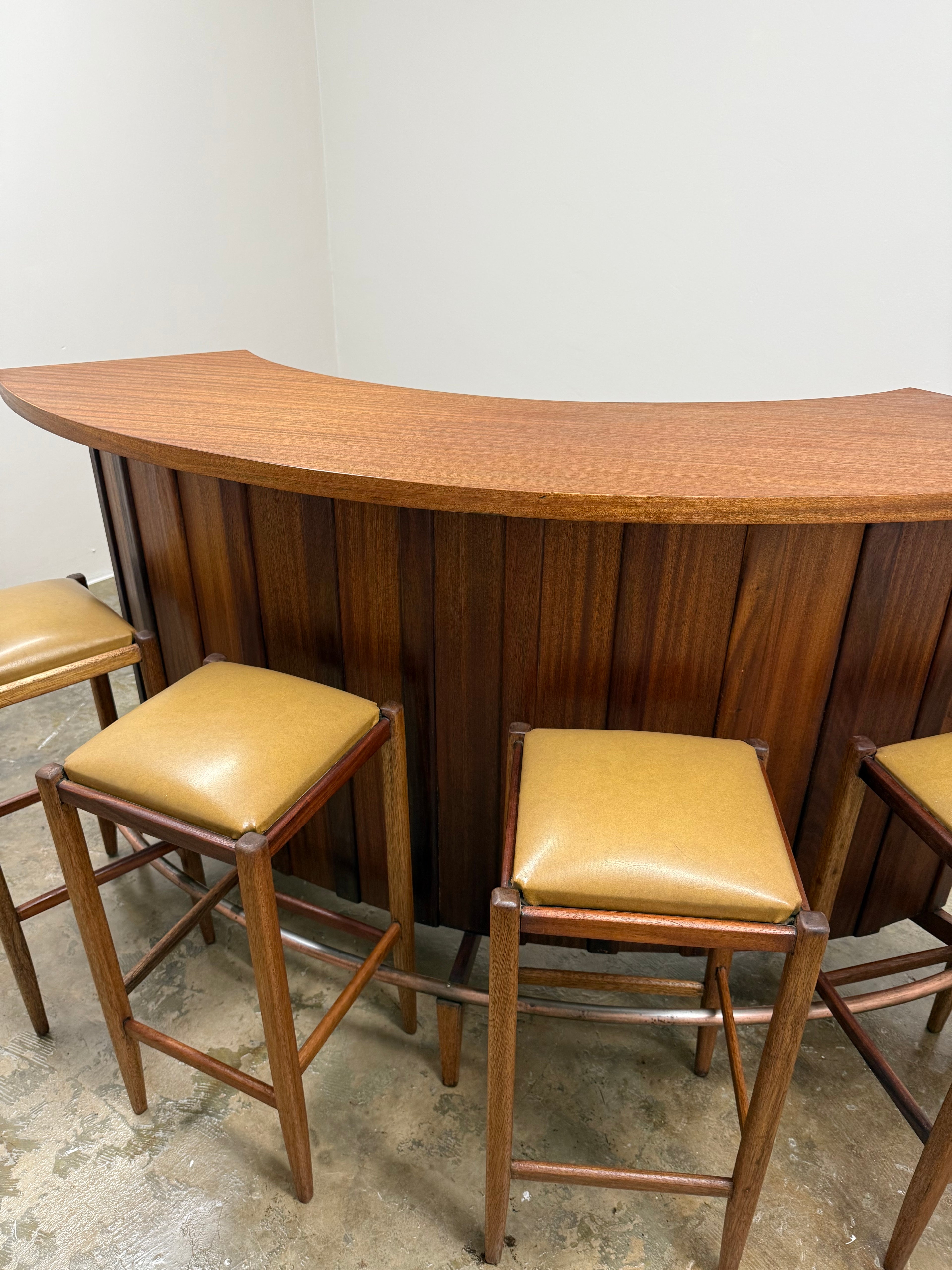 DS VORSTER BAR & STOOLS