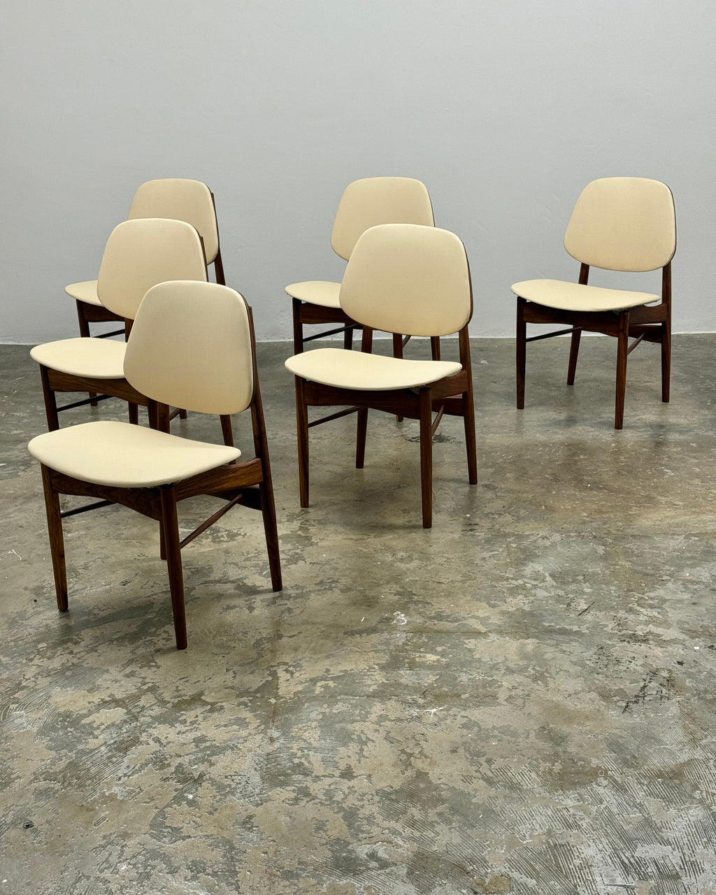 MID-CENTURY DINING SET - DUROS