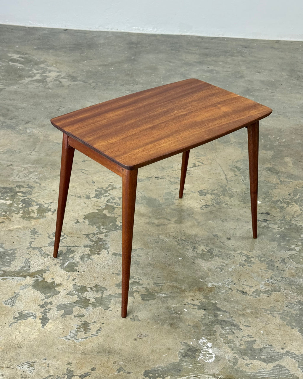 SAPELE MAHOGANY PLANT STAND / SIDE TABLE