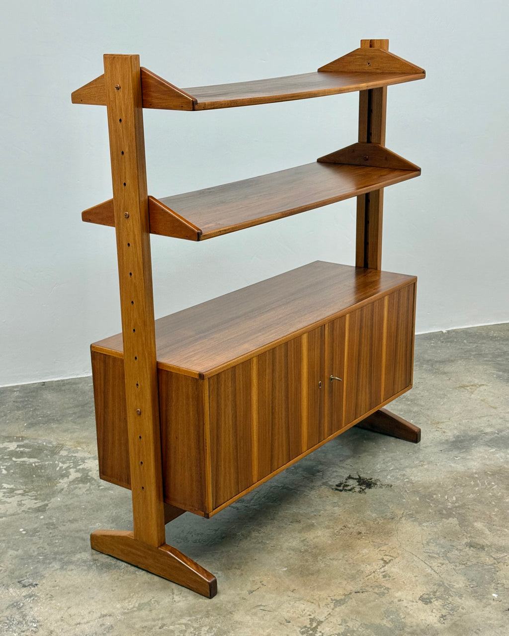 MID-CENTURY WALL UNIT
