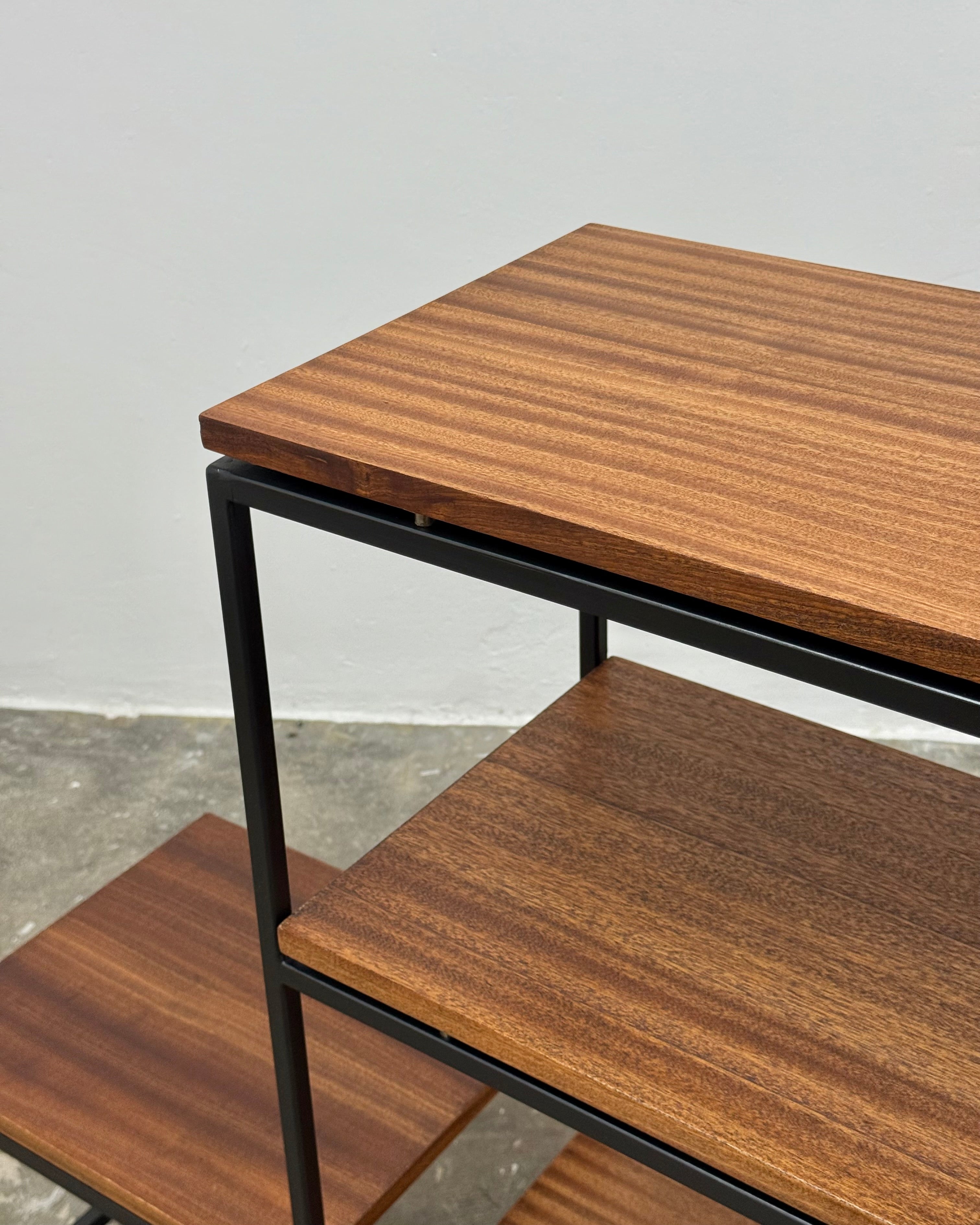 RETRO DISPLAY SHELF / HI-FI STAND