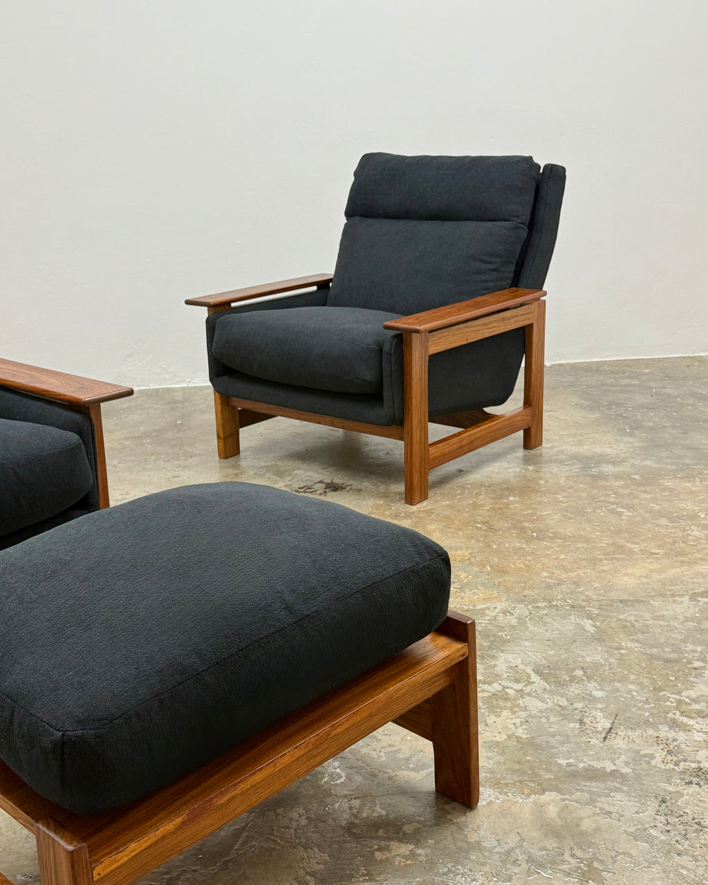 POLO ARMCHAIR PAIR & FOOTSTOOL - KALLENBACH’S