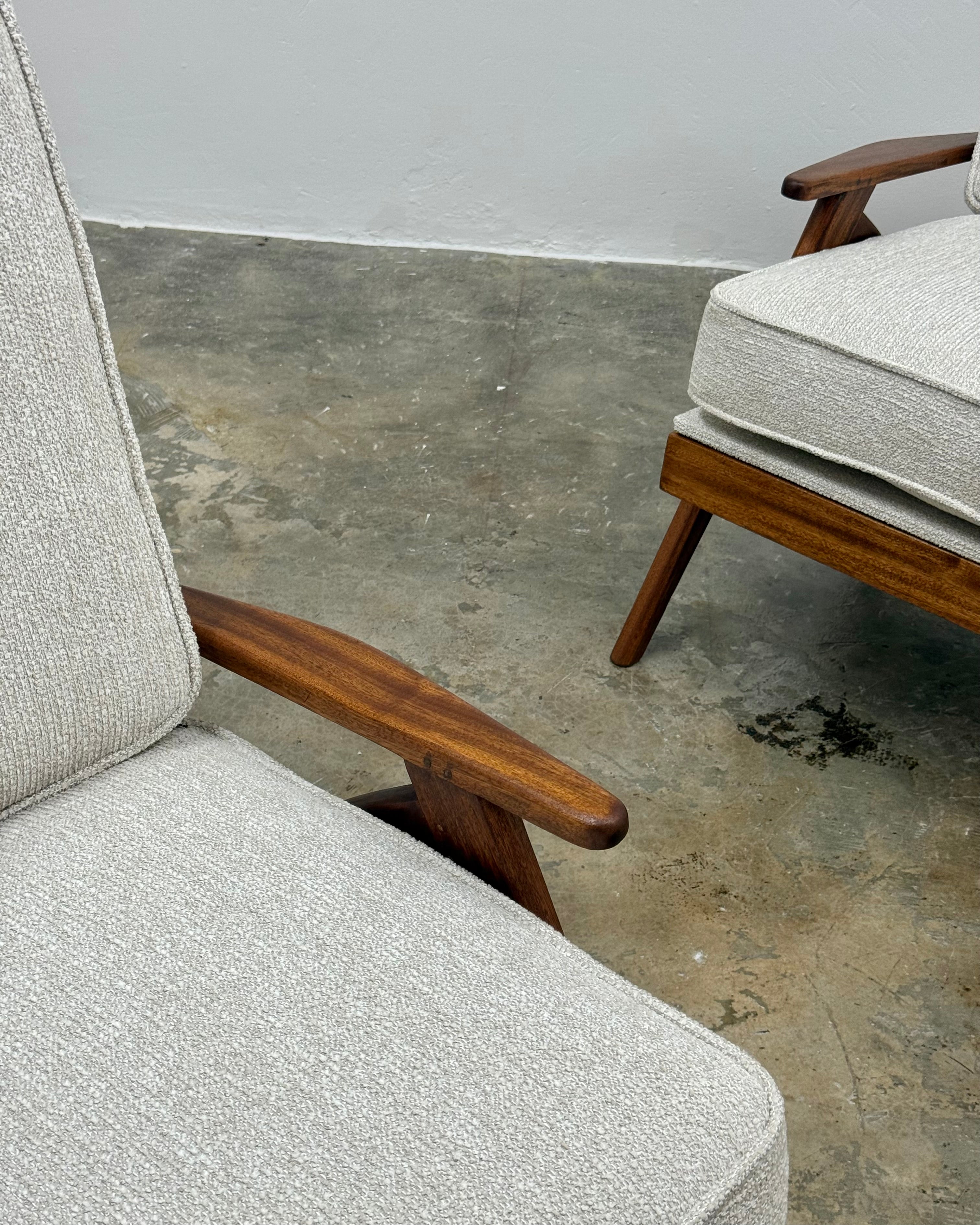 PAIR OF MID-CENTURY ARMCHAIRS