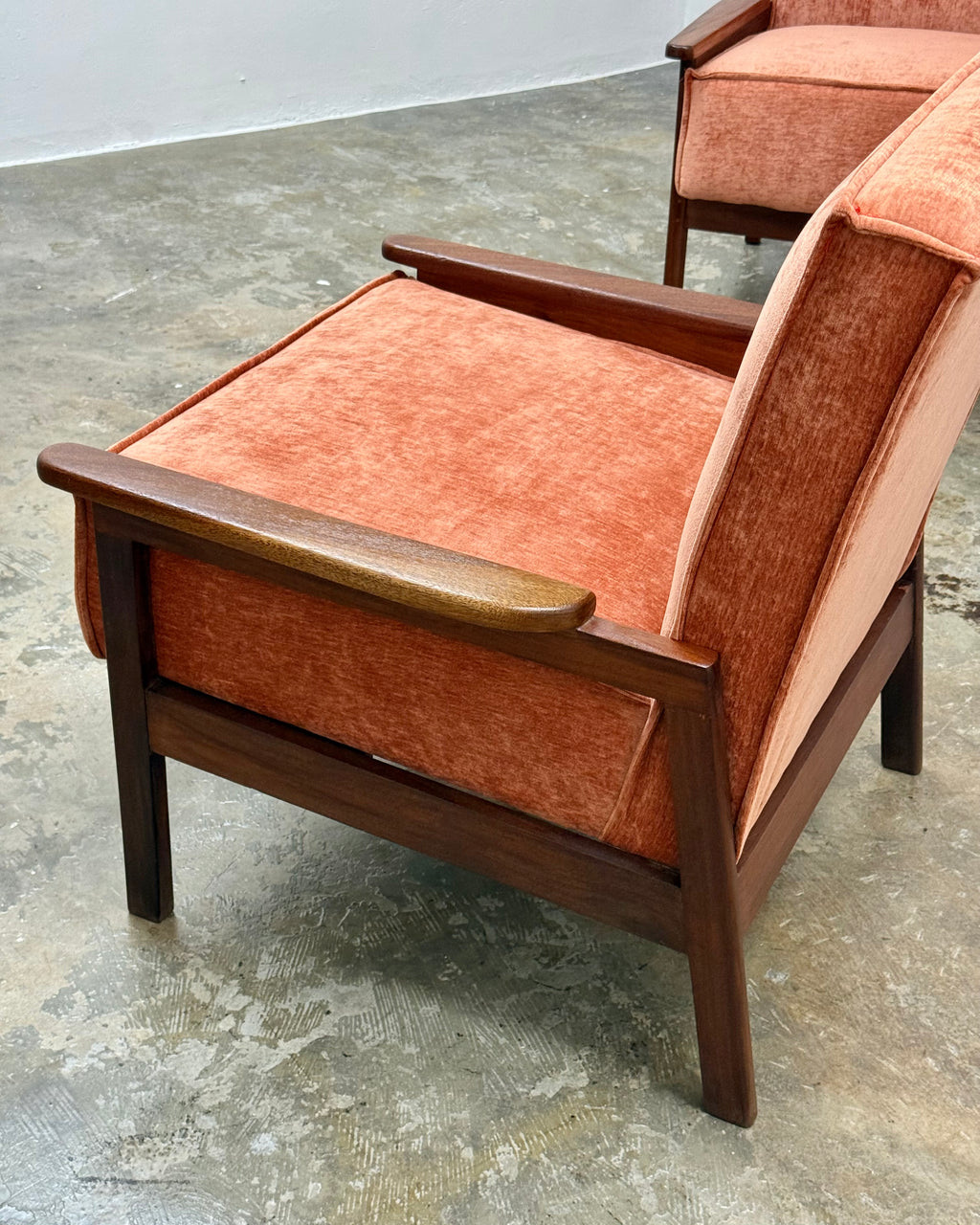 MID-CENTURY ARMCHAIR PAIR