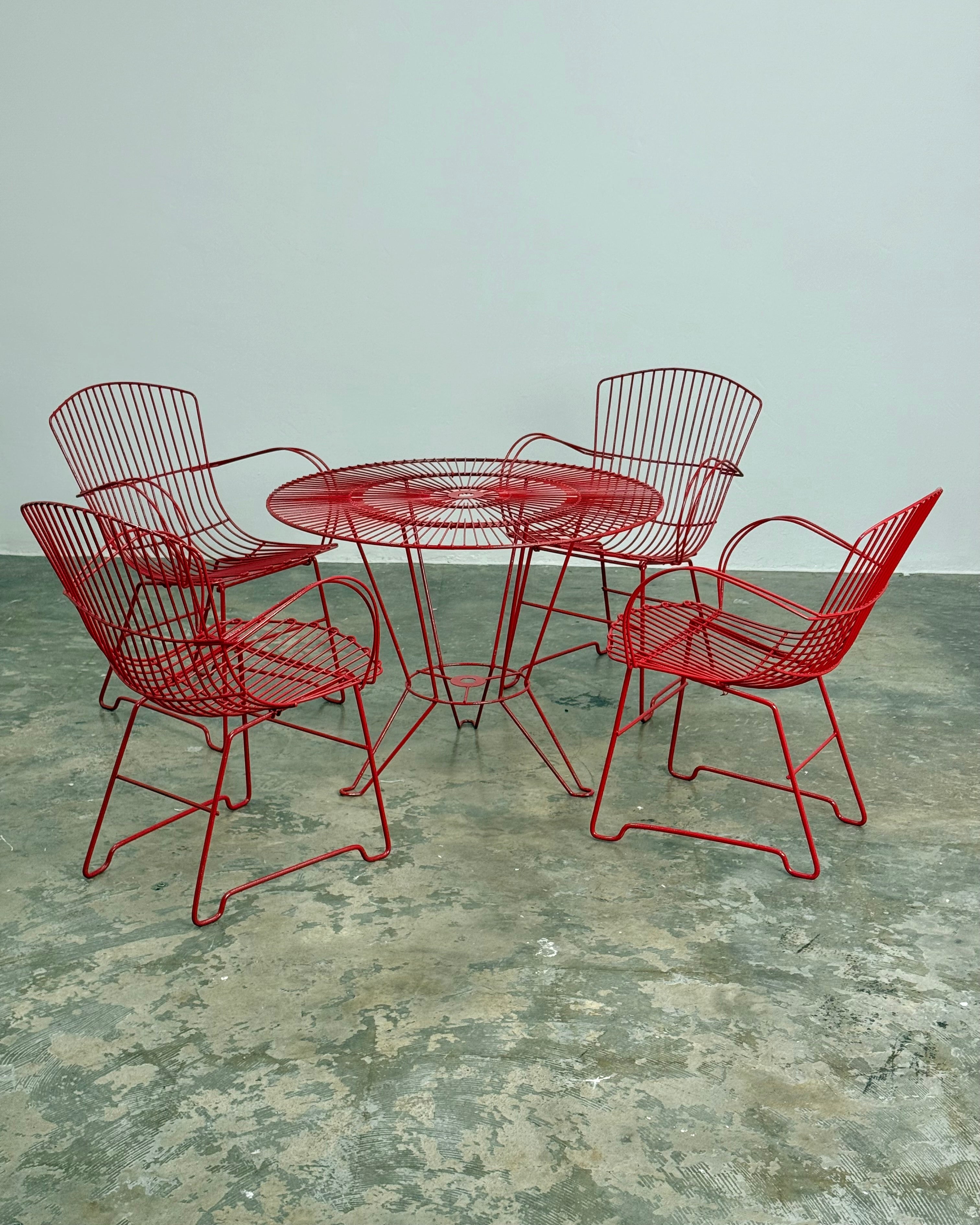 VINTAGE 4 SEATER PATIO SET