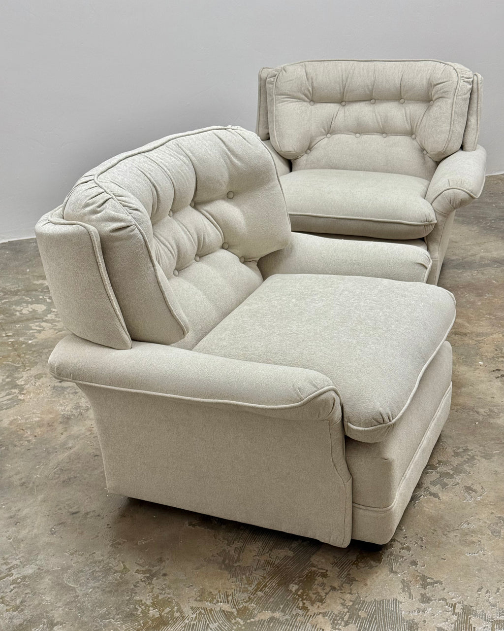 1960s SINGLE-SEATER SOFA