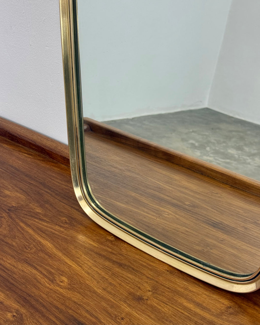 RETRO SOLID BRASS MIRROR