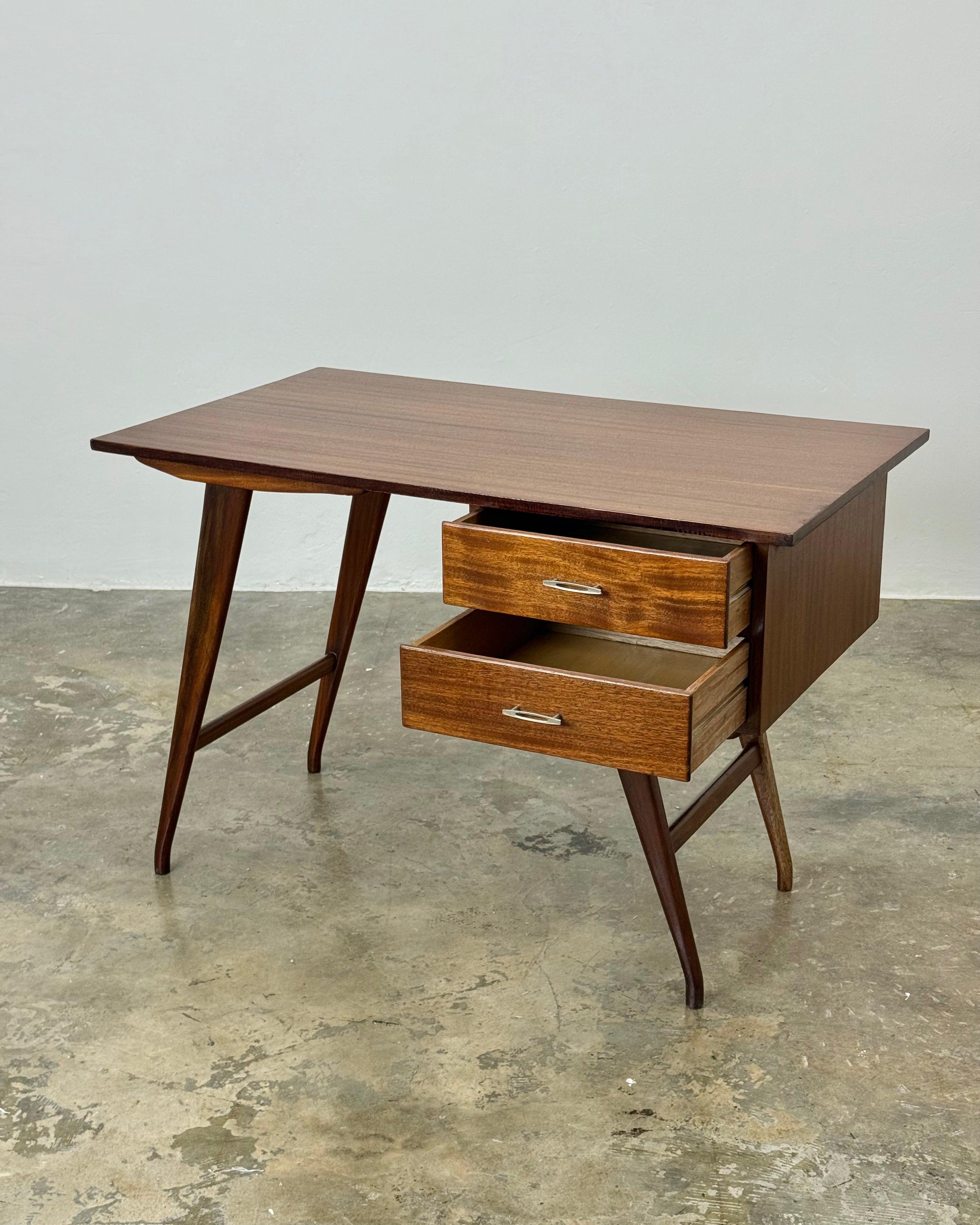 MID-CENTURY DESK - NOVOCRAFT