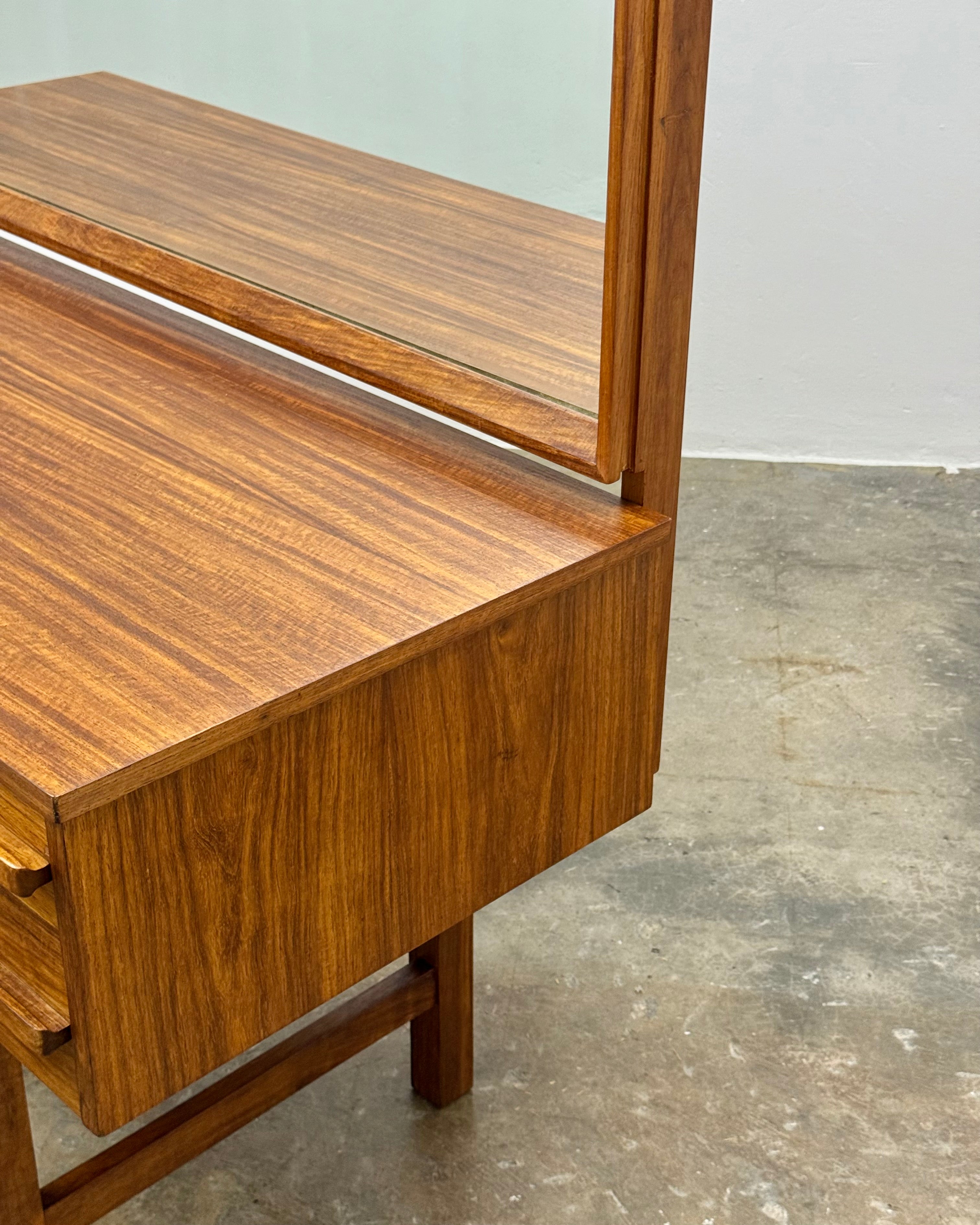 MID-CENTURY DRESSING TABLE & STOOL