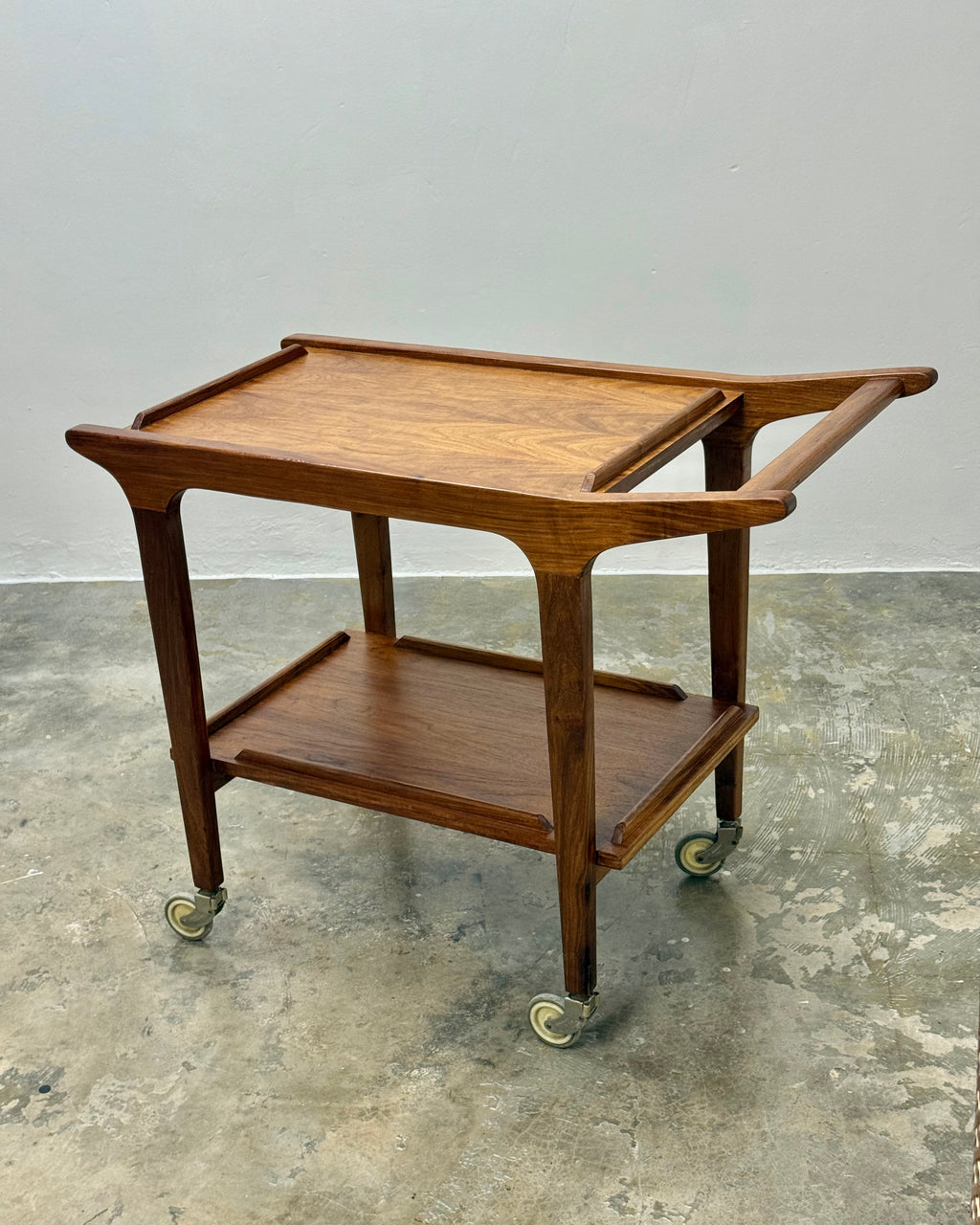 DANISH STYLE MID-CENTURY DRINKS TROLLEY