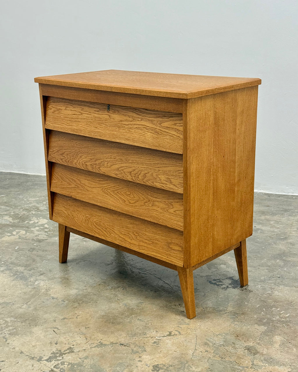 RETRO OAK CHEST OF DRAWERS