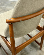 SET OF 8 x FRYSTARK DINING CHAIRS
