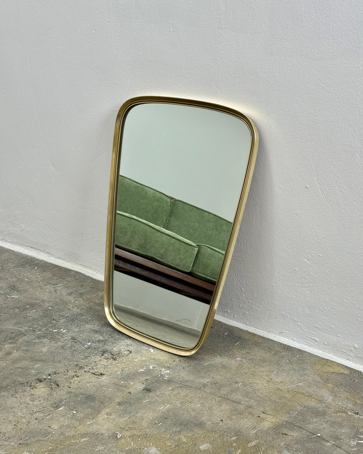RETRO SOLID BRASS MIRROR