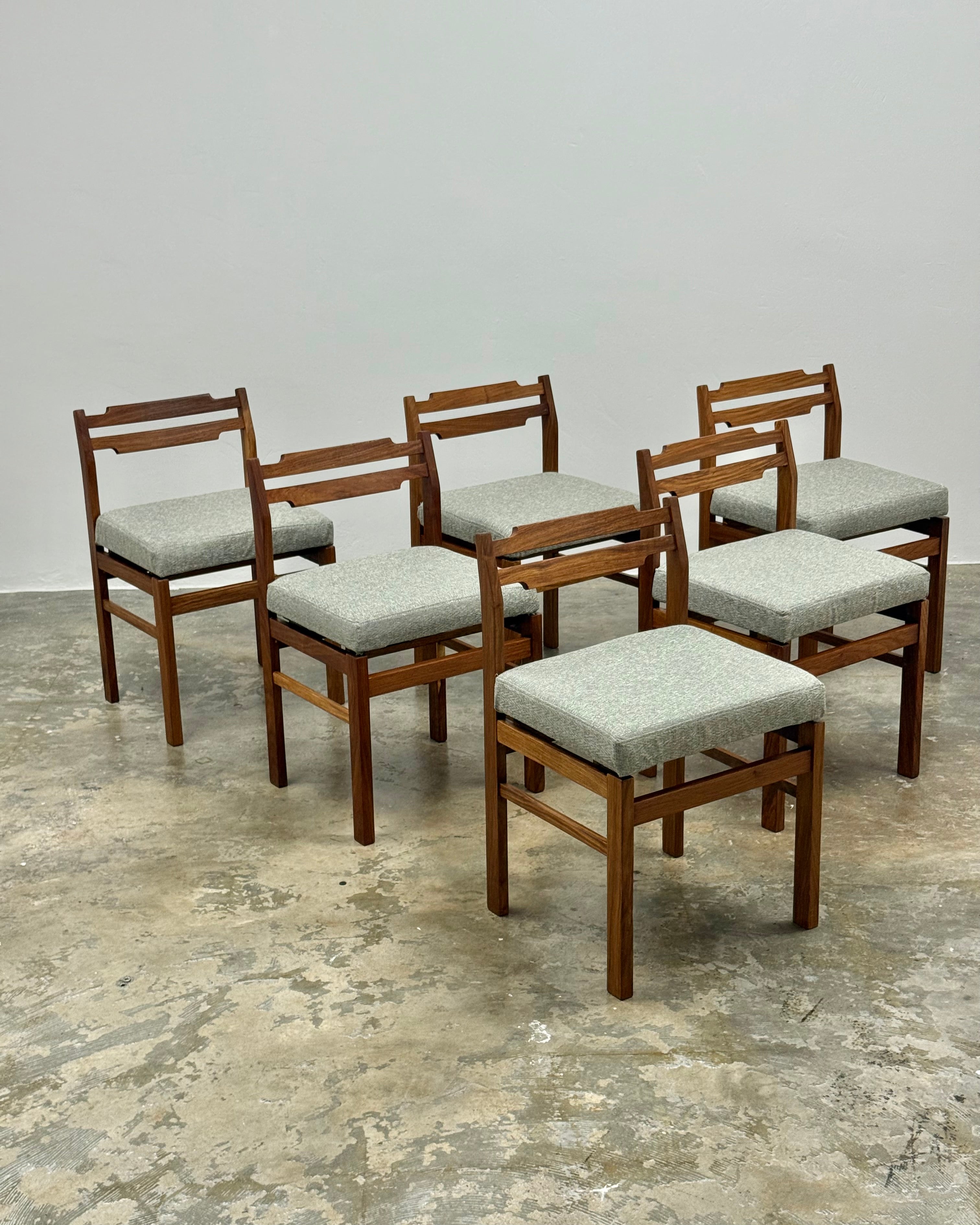 MID-CENTURY 6 SEATER DINING SET BY NOVOCRAFT