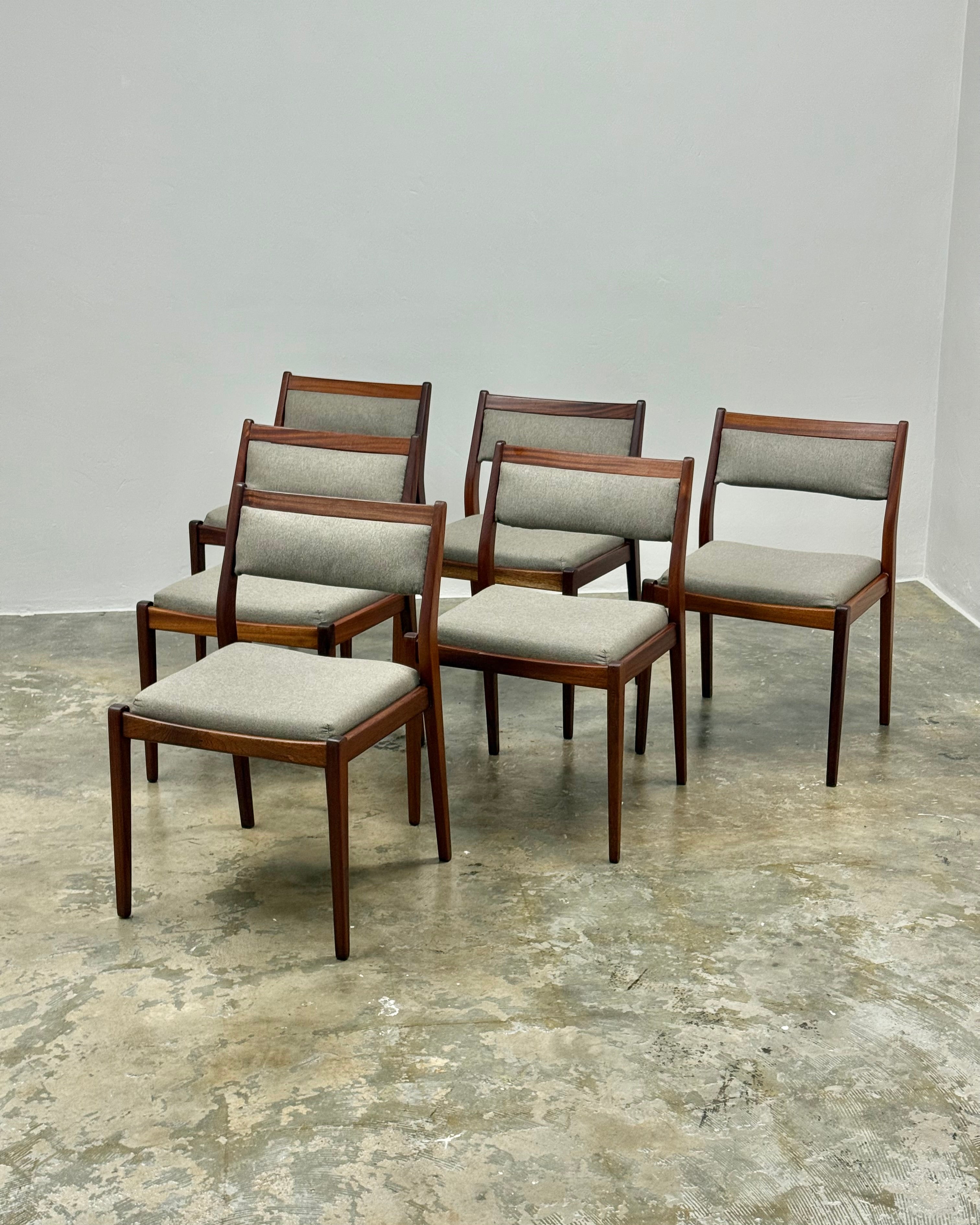 6 X MID-CENTURY DINING CHAIRS BY DS VORSTER