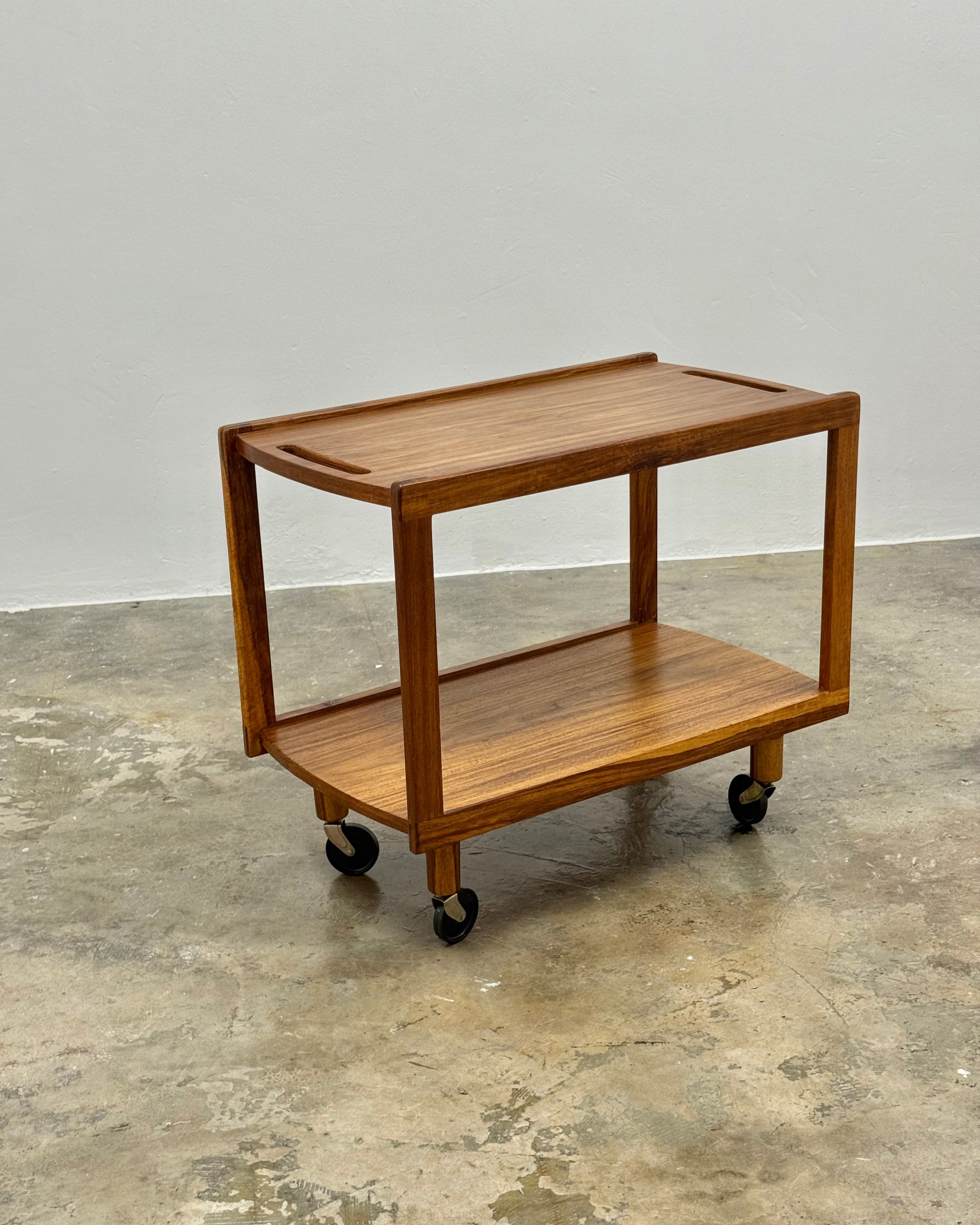 VINTAGE KIAAT DRINKS TROLLEY