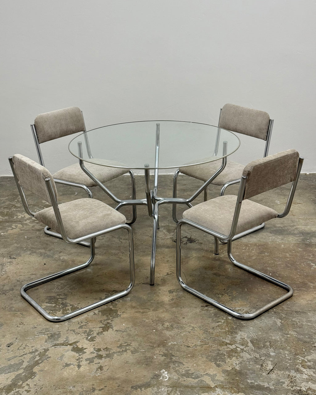 RETRO CHROME 4 SEATER DINING SET