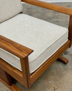 MID-CENTURY ARMCHAIR IN KIAAT