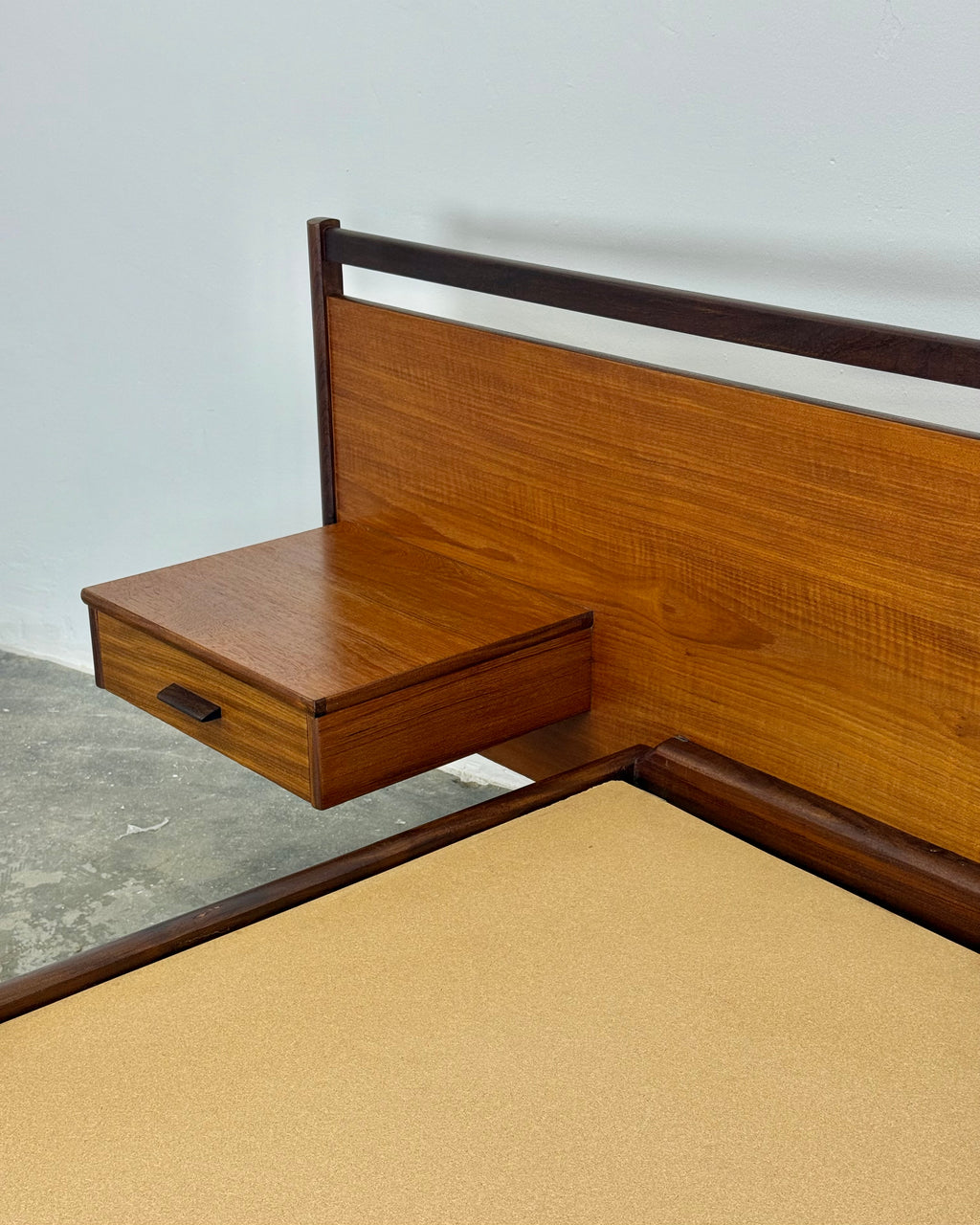 MID-CENTURY DOUBLE HEADBAORD WITH ATTACHED PEDESTALS & BASE