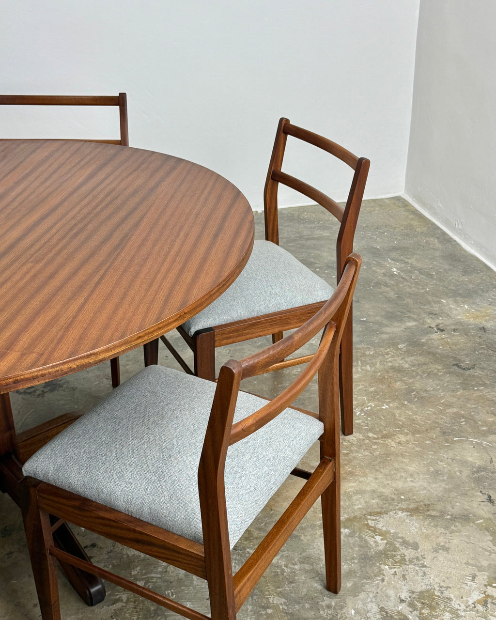 MID-CENTURY DINING SET BY DS VORSTER