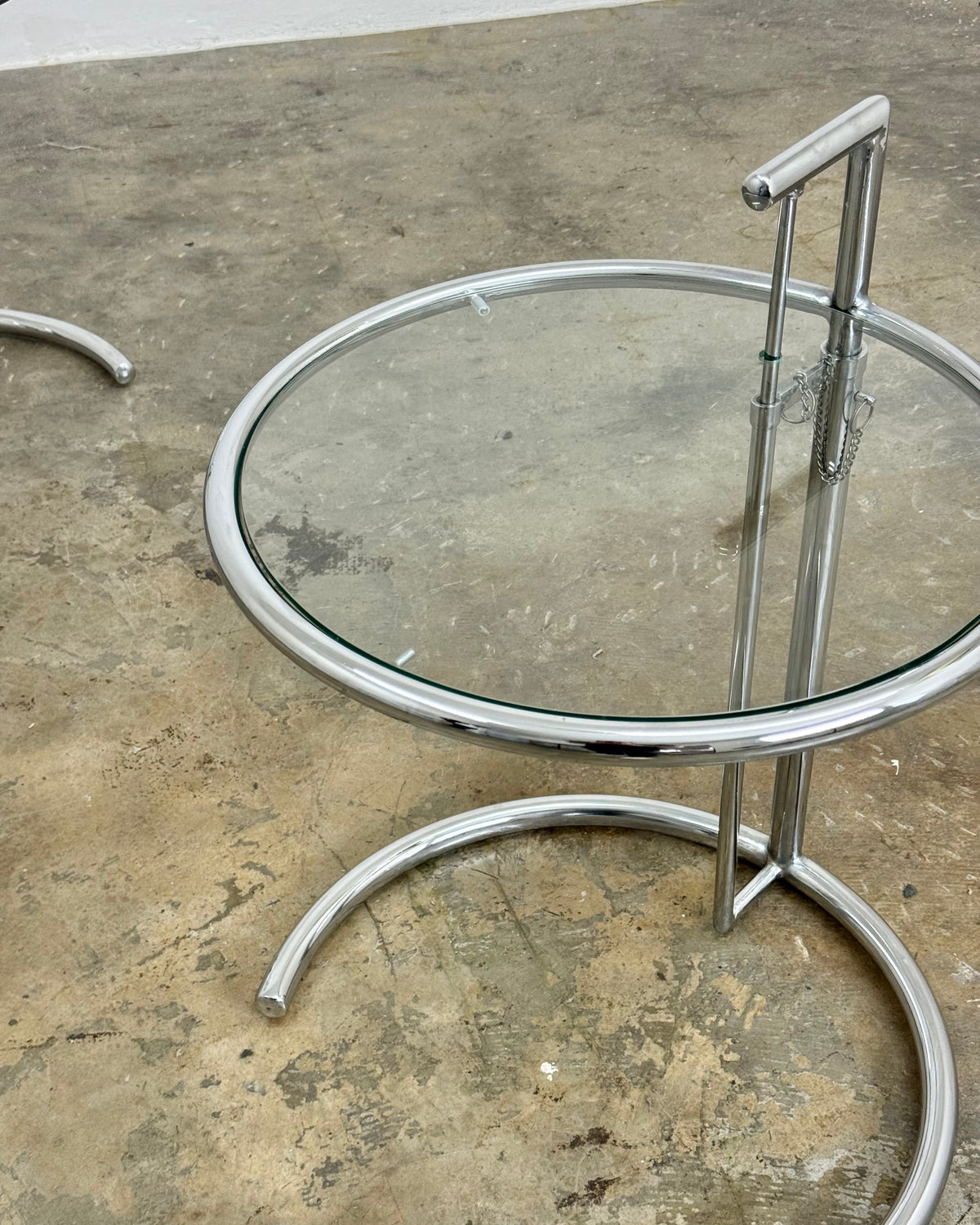EILEEN GRAY STYLE ADJUSTABLE SIDE TABLE 1