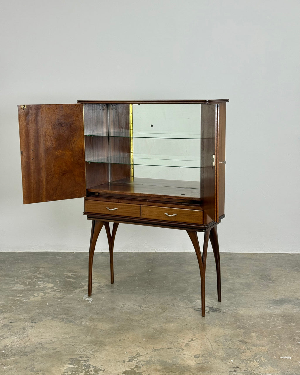 MID-CENTURY DRINKS CABINET