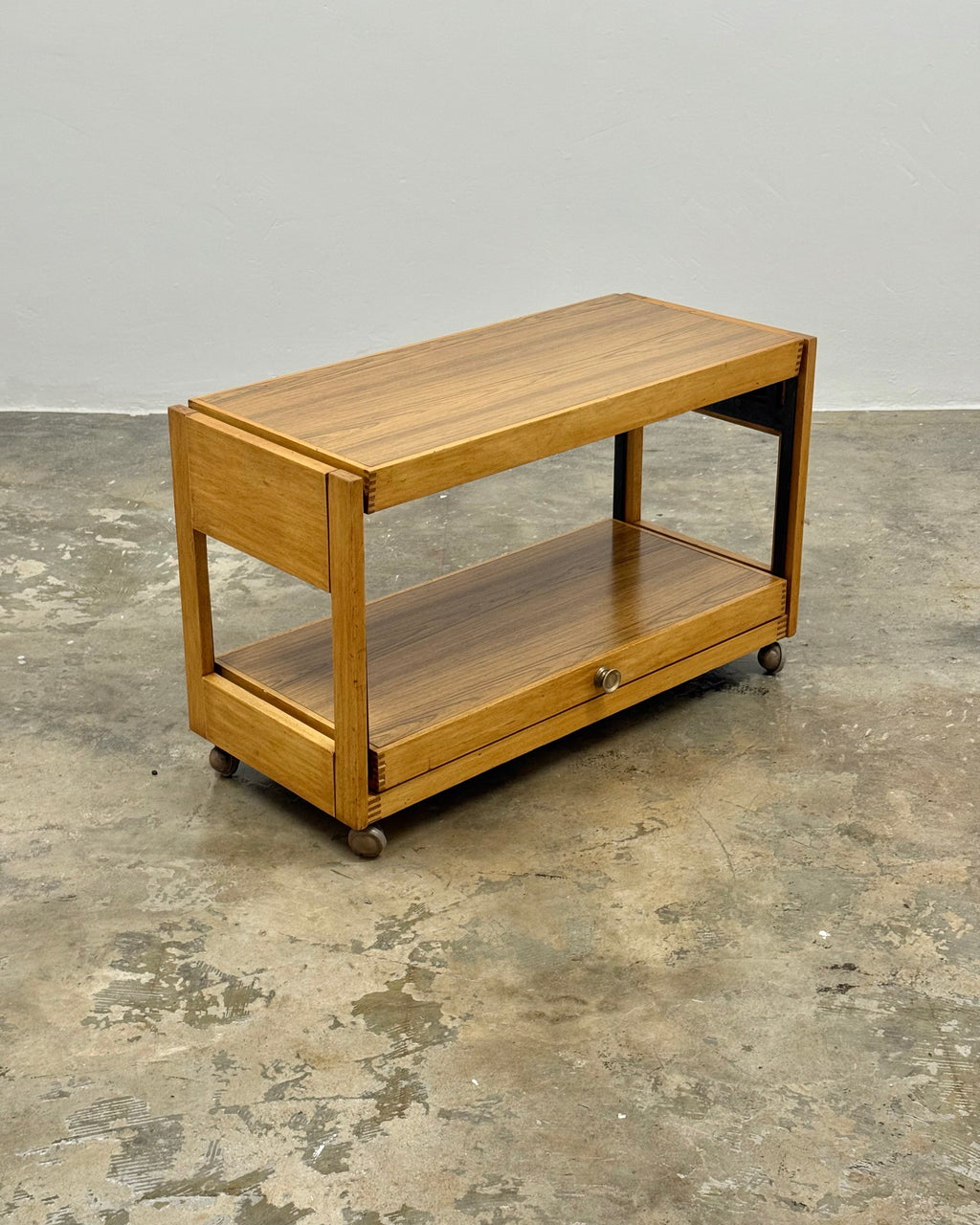 MID-CENTURY METAMORPHIC DRINKS TROLLEY