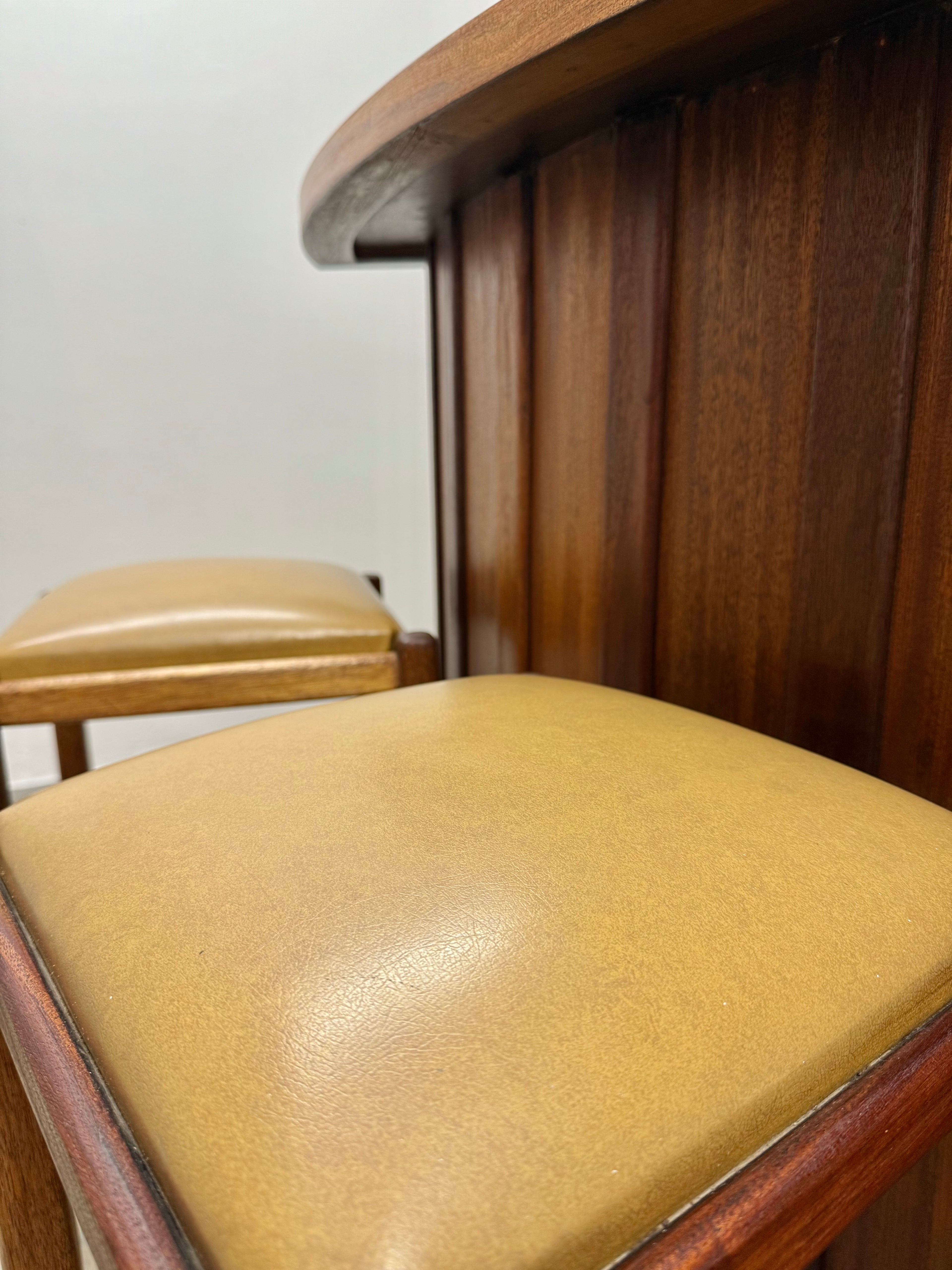 DS VORSTER BAR & STOOLS