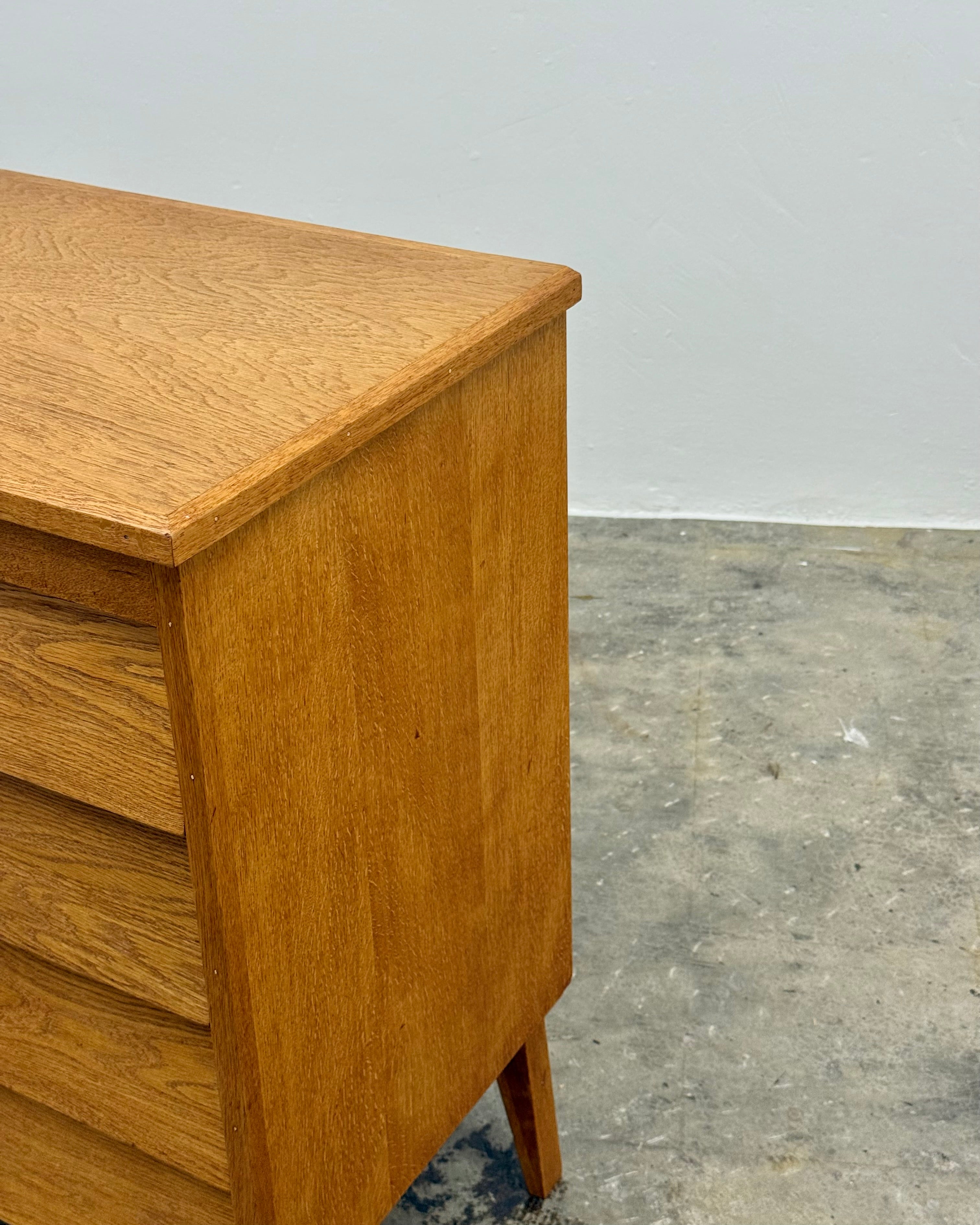 RETRO OAK CHEST OF DRAWERS