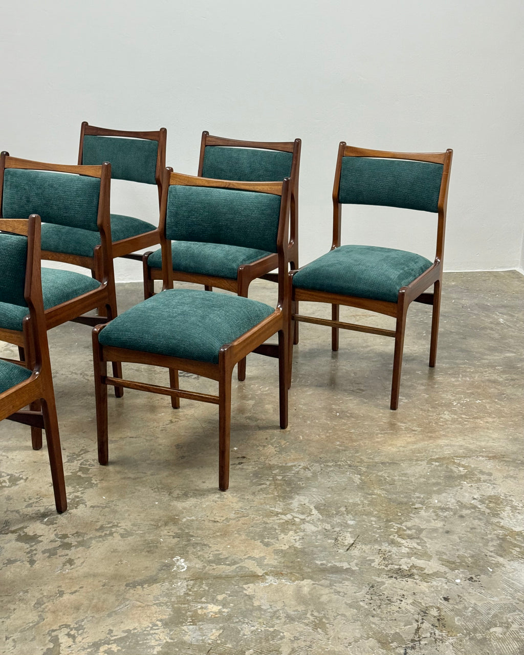 6 x MID-CENTURY DINING CHAIRS BY DS VORSTER