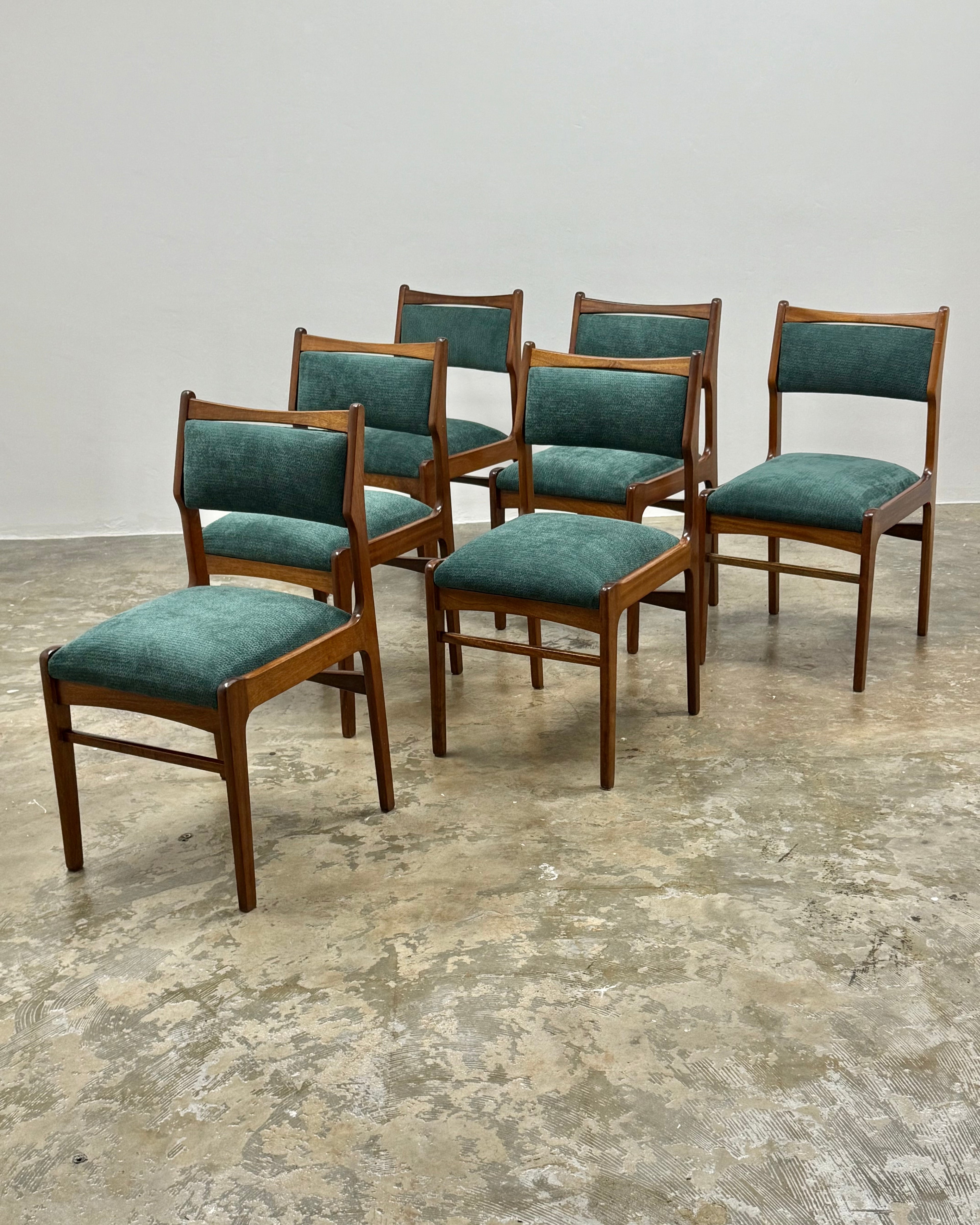 6 x MID-CENTURY DINING CHAIRS BY DS VORSTER