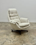 MID-CENTURY SWIVEL CHAIR BY GRAFTON EVEREST