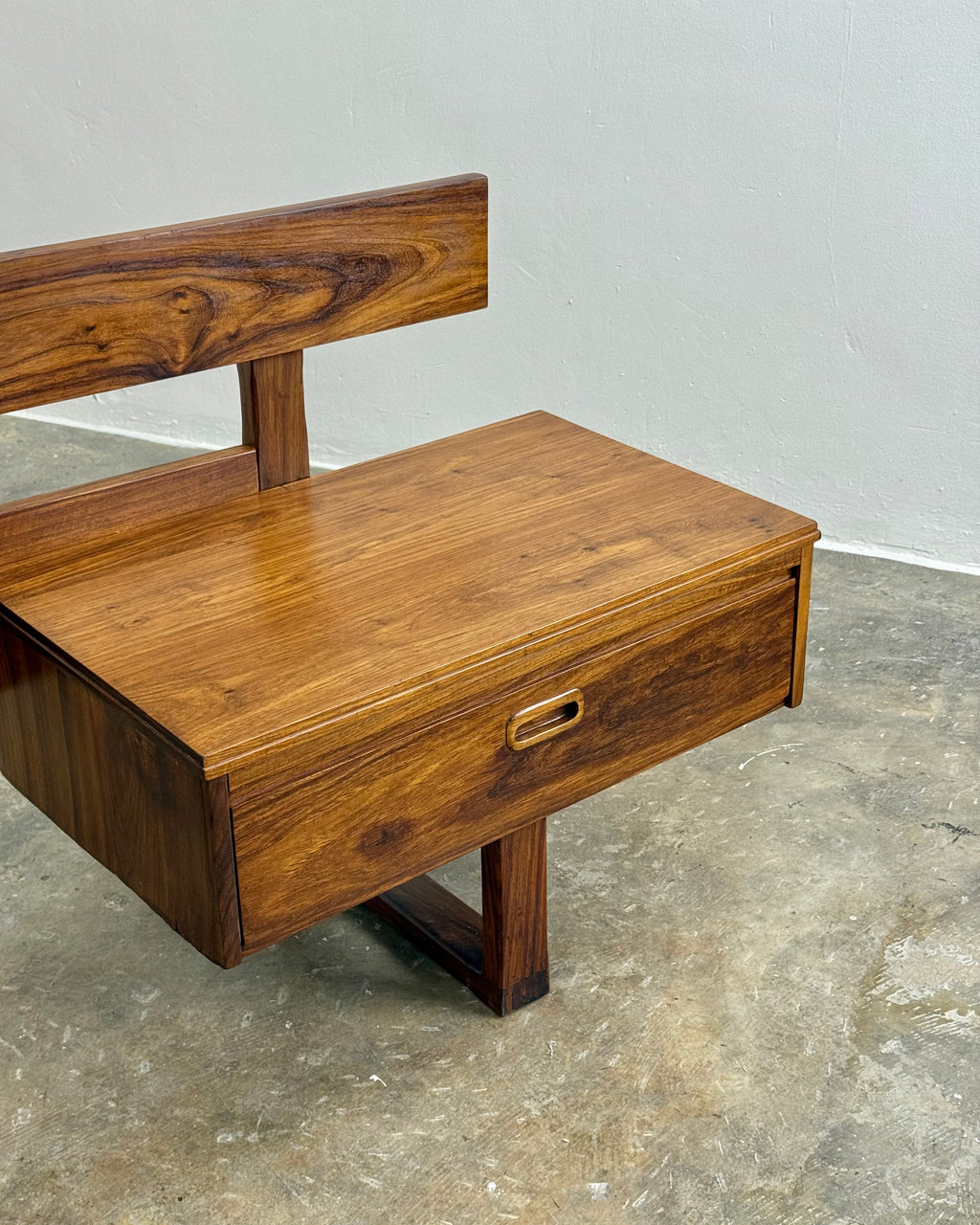 MID-CENTURY KIAAT HEADBOARD (QUEEN)