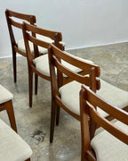 SET OF 8 MID-CENTURY DINING CHAIRS IN TEAK