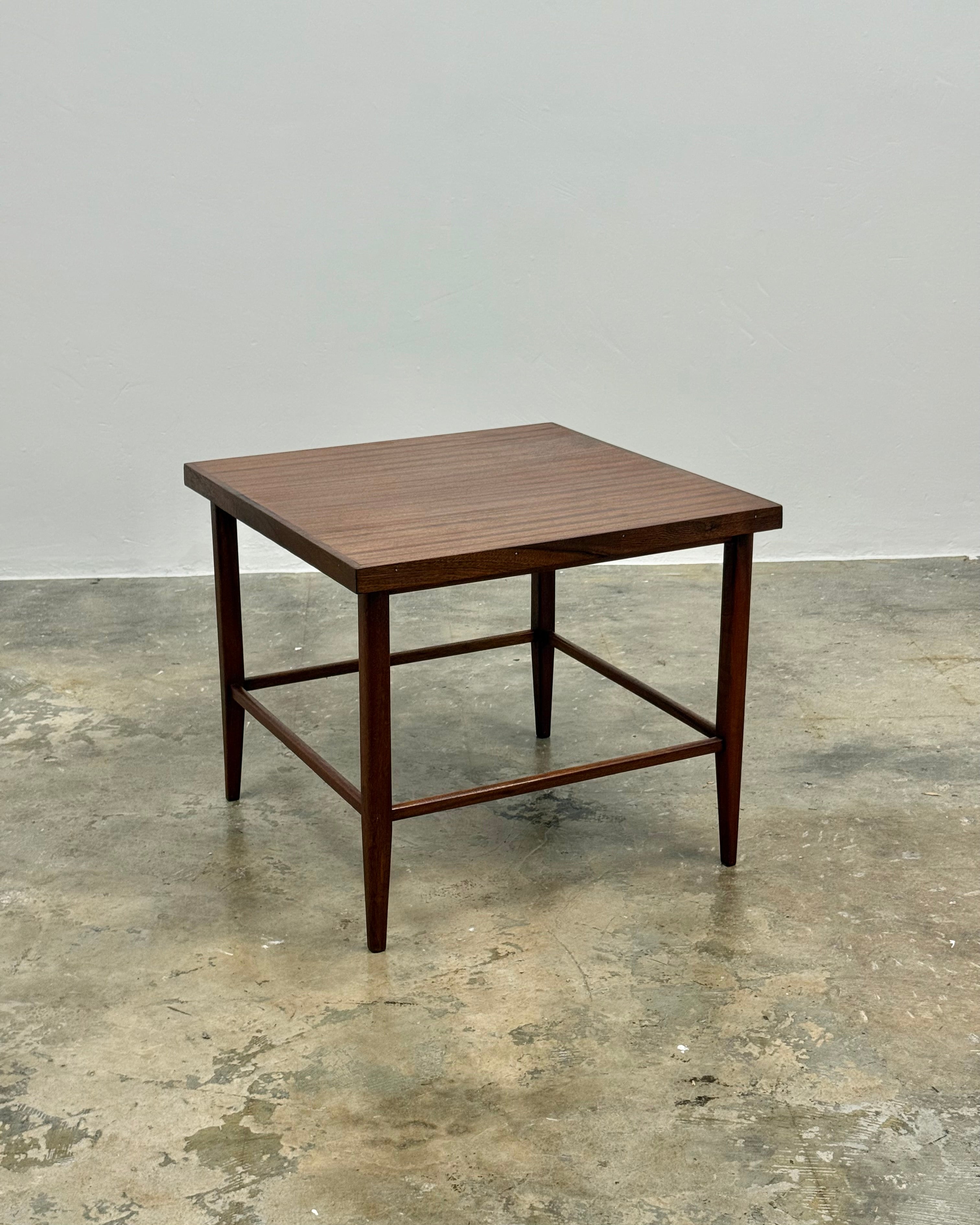 MID-CENTURY COFFEE/SIDE TABLE