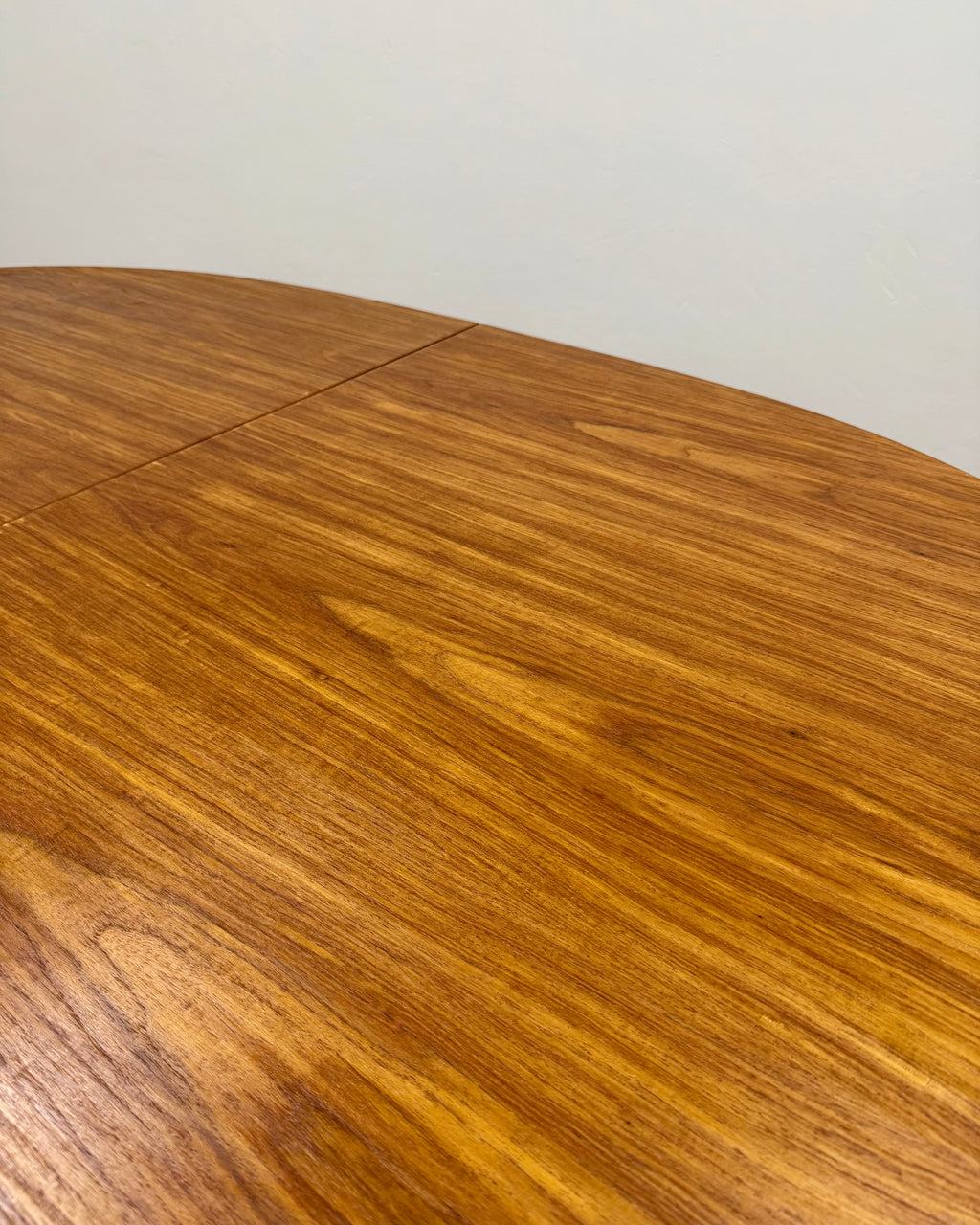 6 SEATER DINING SET IN KIAAT BY KALLENBACH