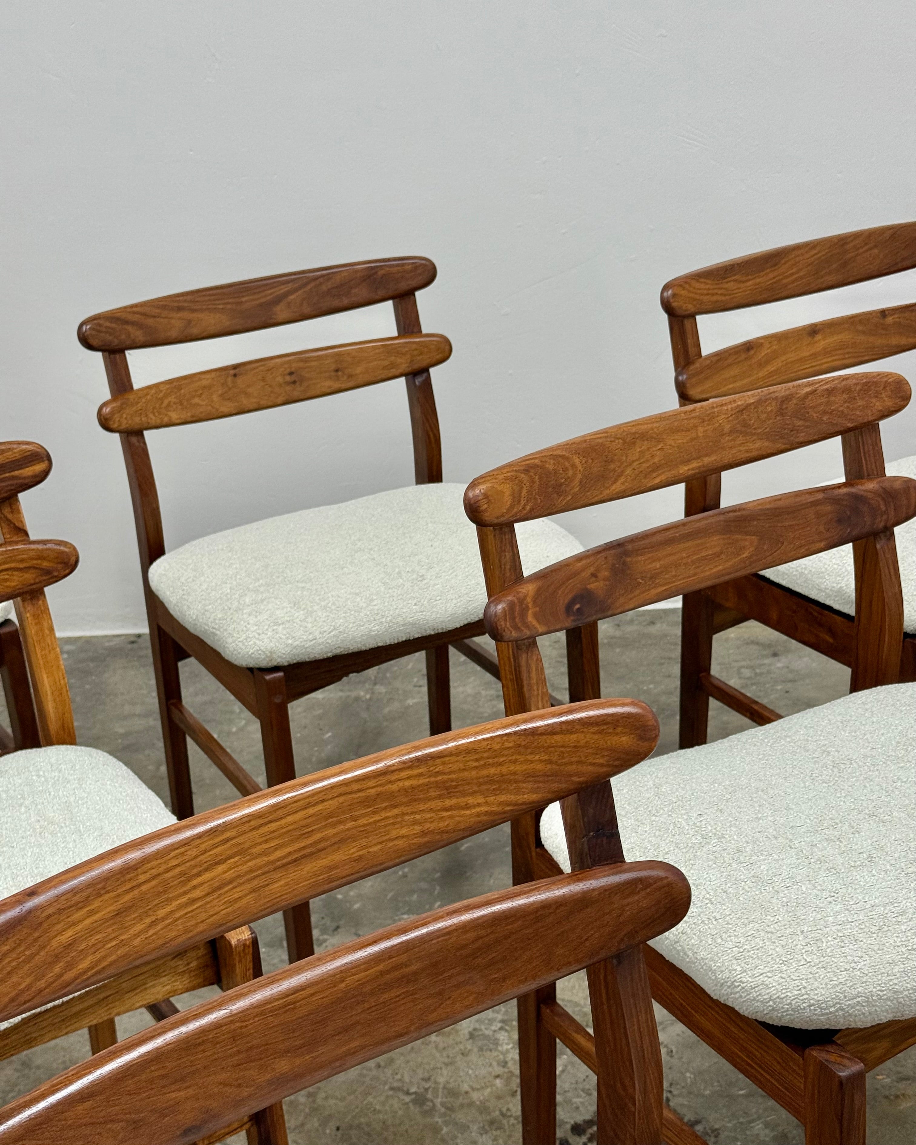 SET OF 6 X MID-CENTURY KIAAT DINING CHAIRS
