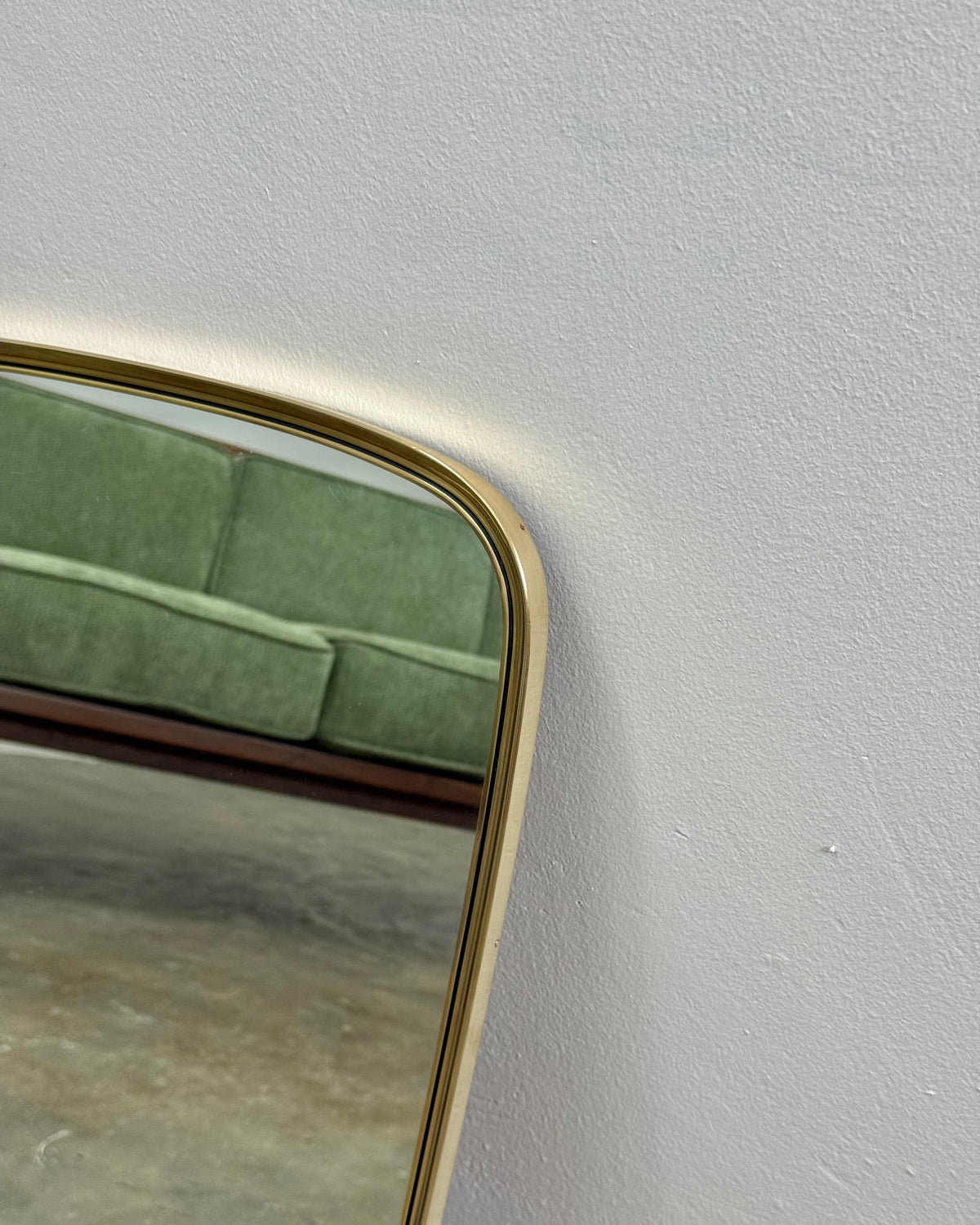 RETRO SOLID BRASS MIRROR