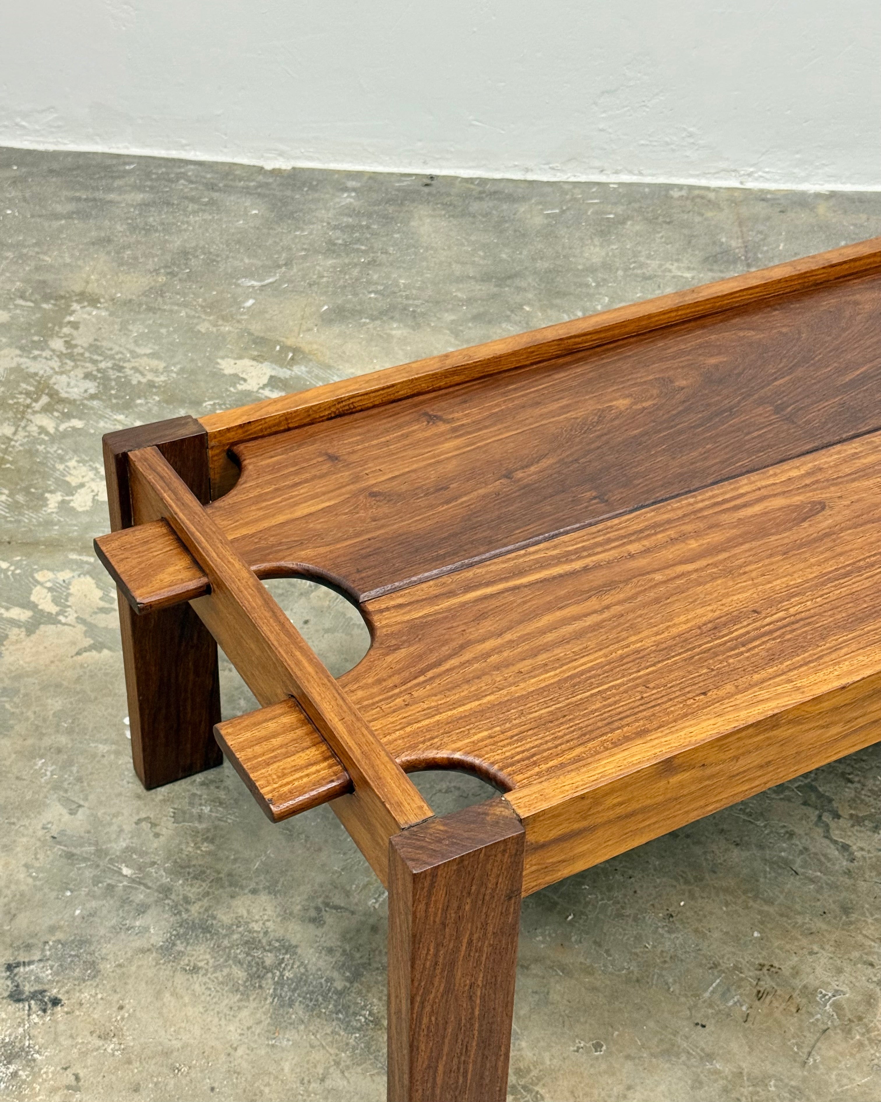 XL MID-CENTURY COFFEE TABLE IN TEAK