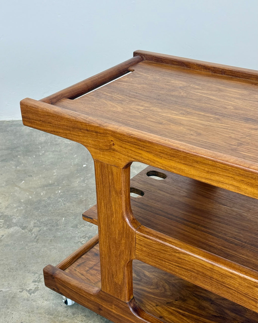 MID-CENTURY BAR CART BY ARTECASA