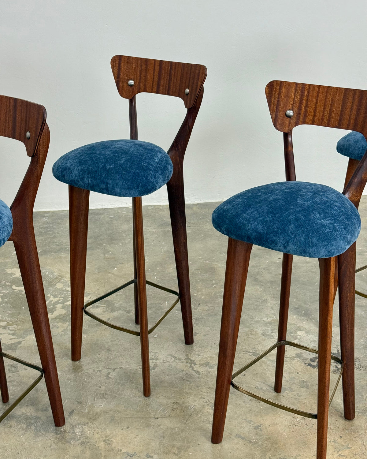 SET OF 4 X MID-CENTURY BAR STOOLS