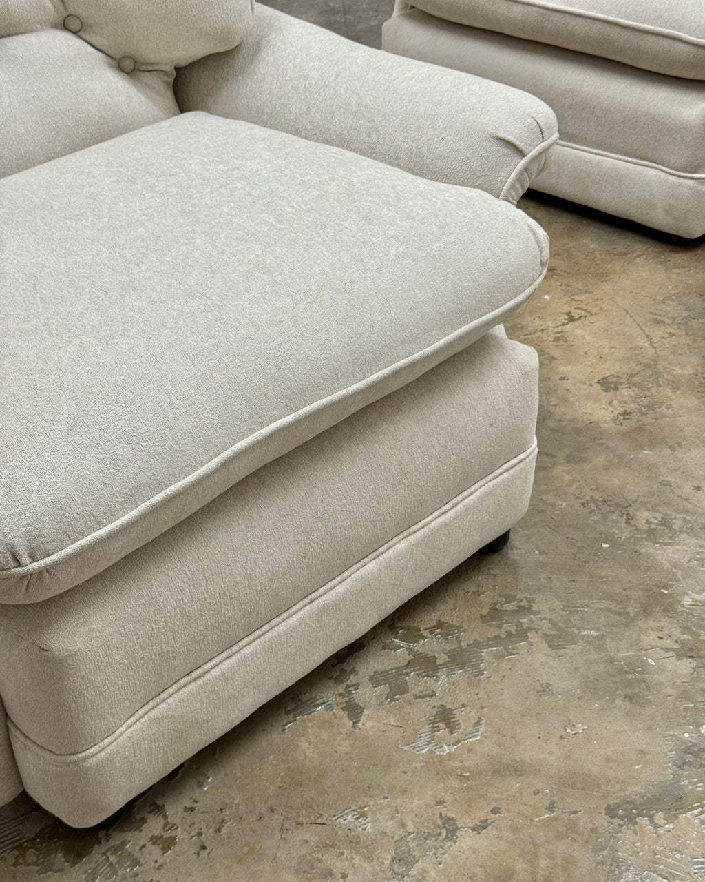 1960s SINGLE-SEATER SOFA